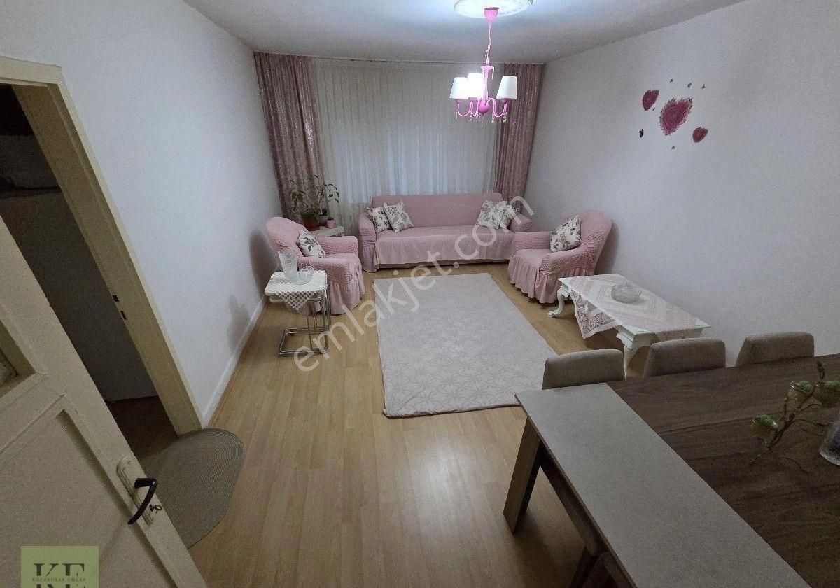 Ankara Sincan Mareşalda 3+1 B.katı Gömüsüz Problemsiz Satılık Daire