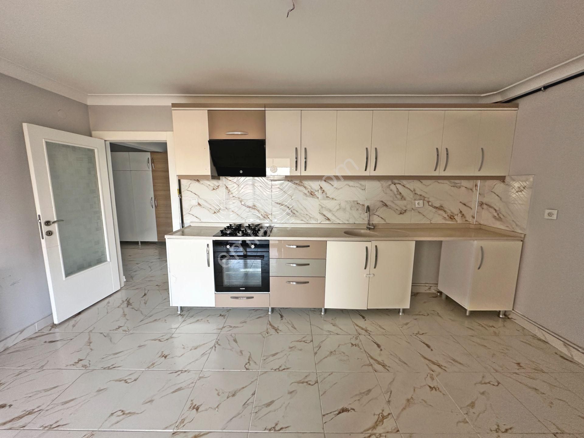 Hürel Mahallesinde Site İçinde Manzaralı Önü Açık 4+1 Satılık Daire - Görsel 7