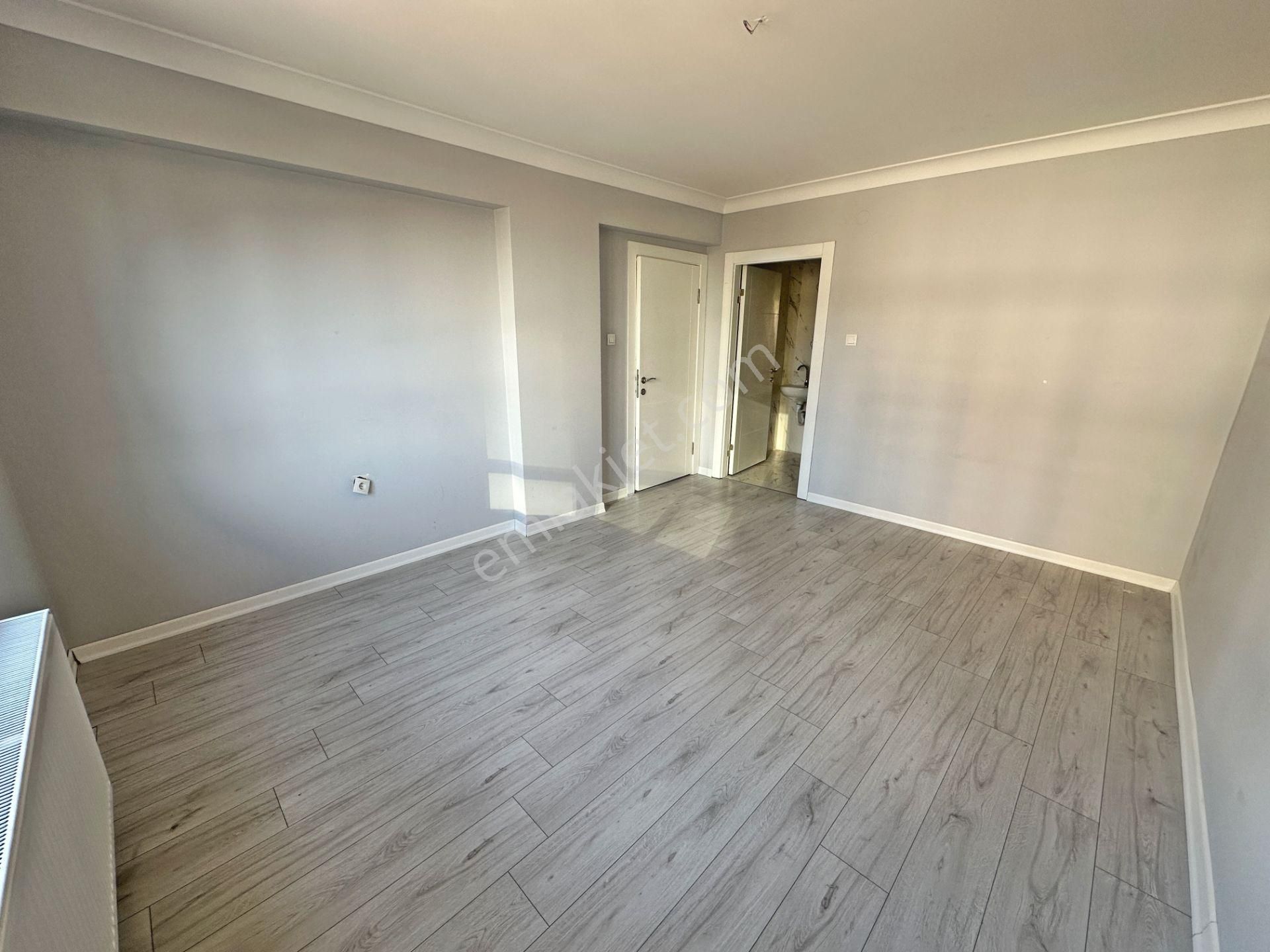 Hürel Mahallesinde Site İçinde Manzaralı Önü Açık 4+1 Satılık Daire - Görsel 25