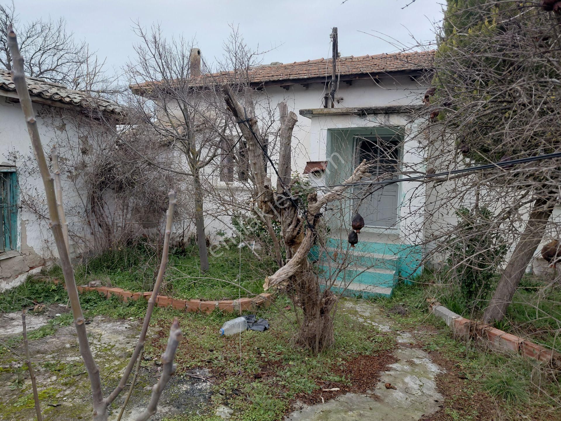 Tilkisüleymaniye De 400 M2 Arsalı Satılık Köy Evi 2.500.000 Tl - Görsel 6