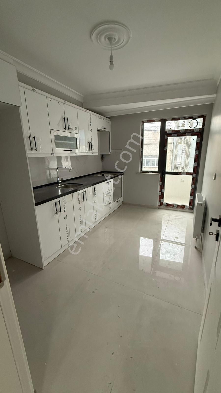 Malkoçoğlu Mah. Caddeye Yakın 2+1 95m2 Sıfır Ara Kat Daire - Görsel 12