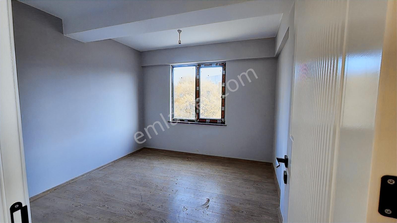 Samsun 19 Mayıs Bulvarı Aydınlık Caddesi Üzerinde 1+1 Satılık - Görsel 4