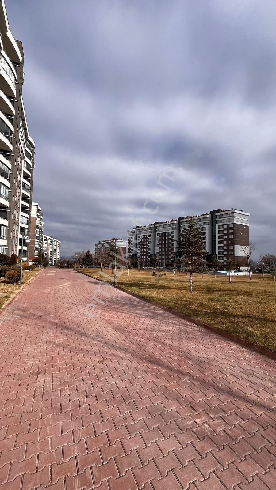 Anıl Gayirmenkul'den Göztepe Konutlarında 3+1 Satılık Daire - Görsel 34