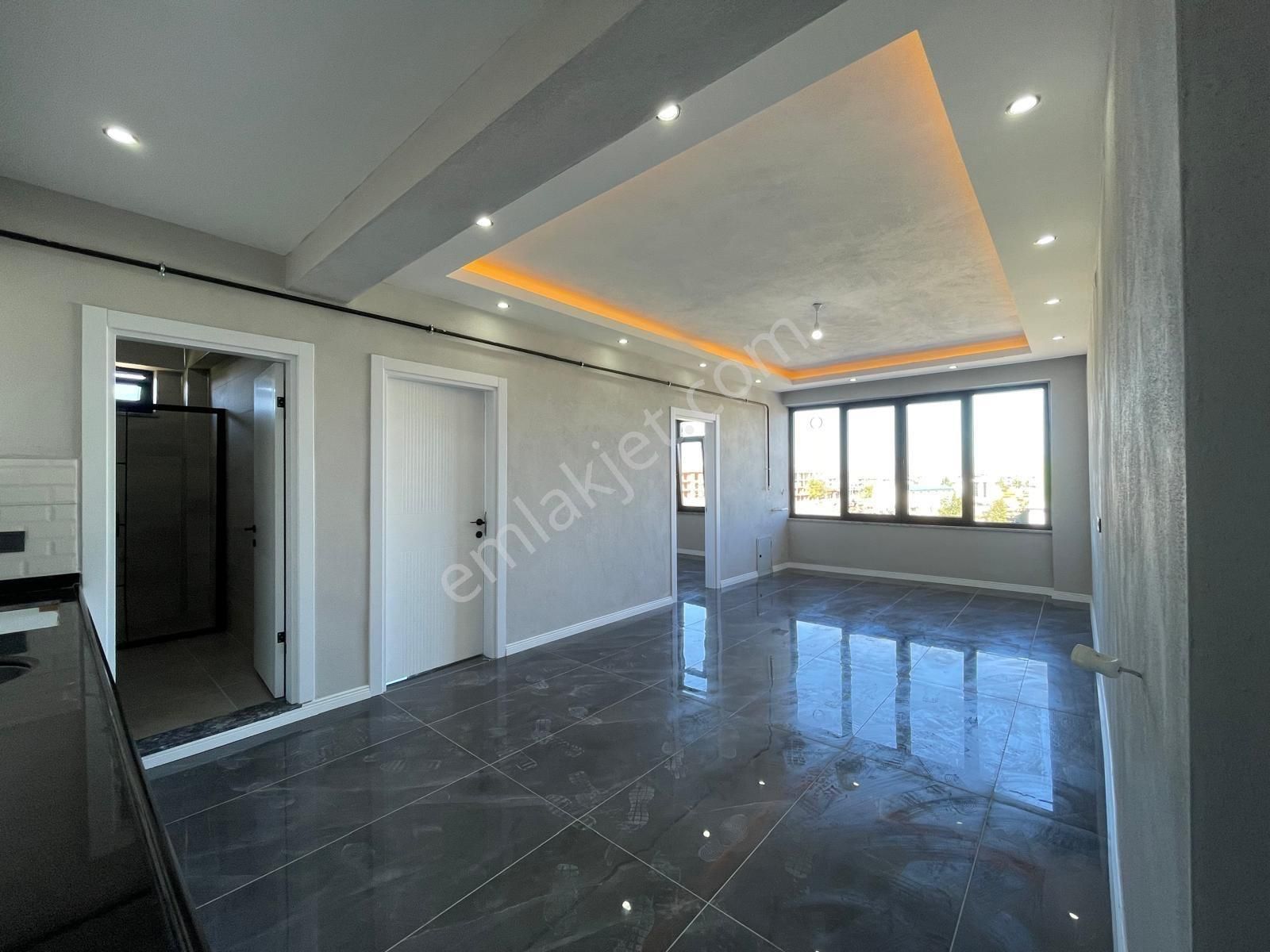 Havuzlu Sıfır Teraslı 2+1 Fırsat Dairemiz - Görsel 18