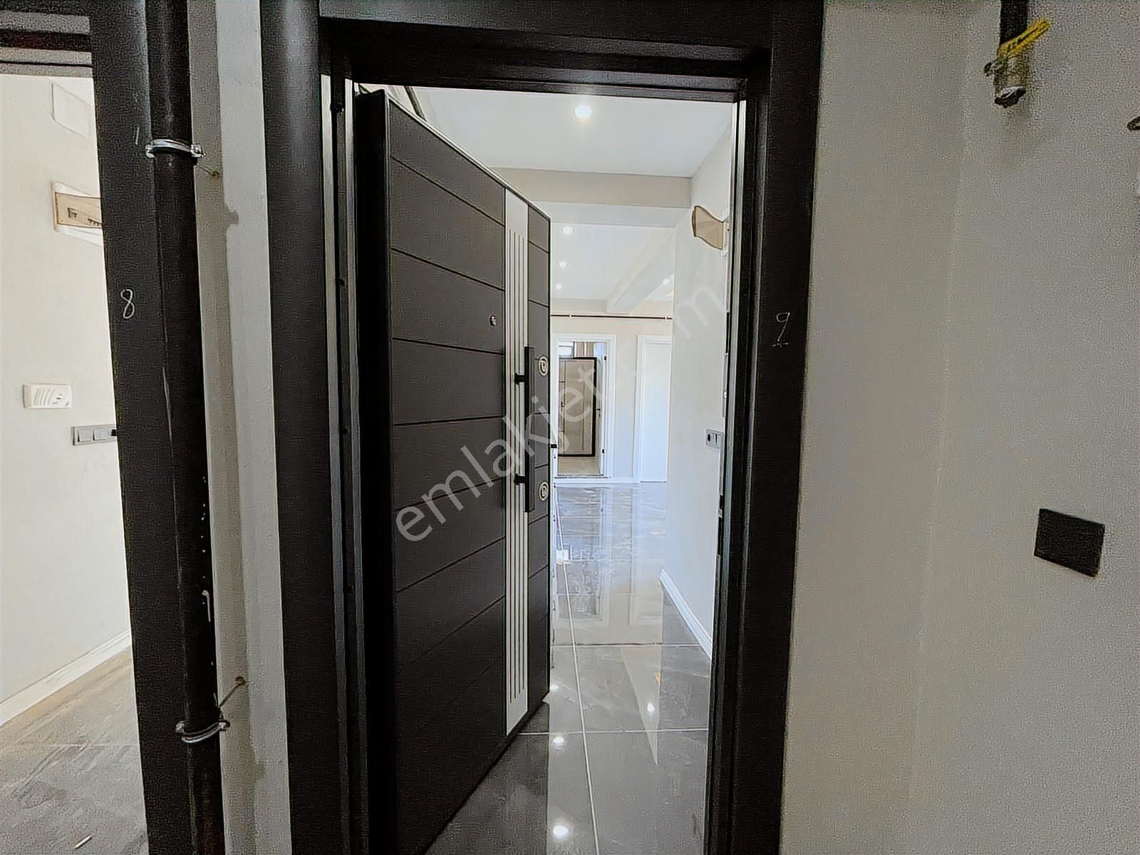 Havuzlu Sıfır Teraslı 2+1 Fırsat Dairemiz - Görsel 13