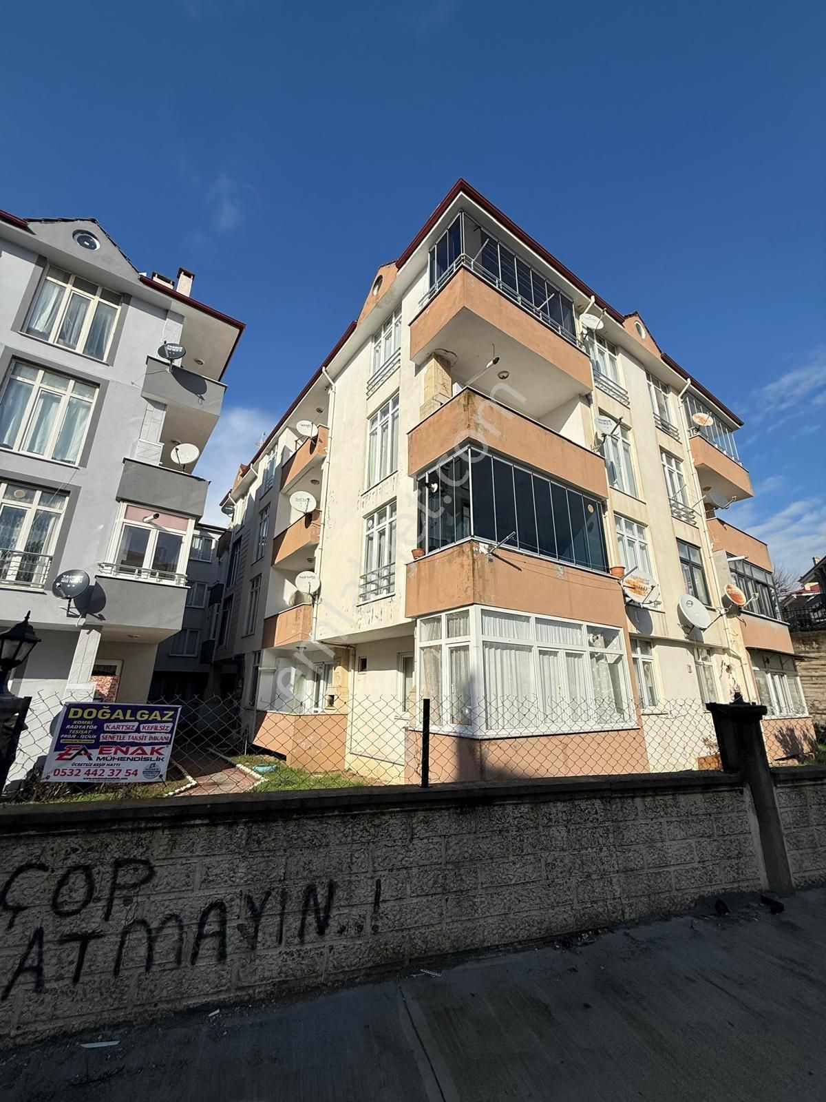 Üniversite Mevkii Denize 200 Metre Mesafede Yerden Isıtmalı 1+1