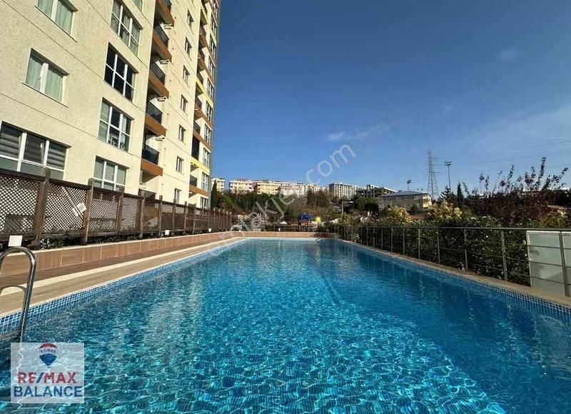 Manzara Kartal Sitesinde 5+2 Kiralık Boş Bahçe Dubleksi