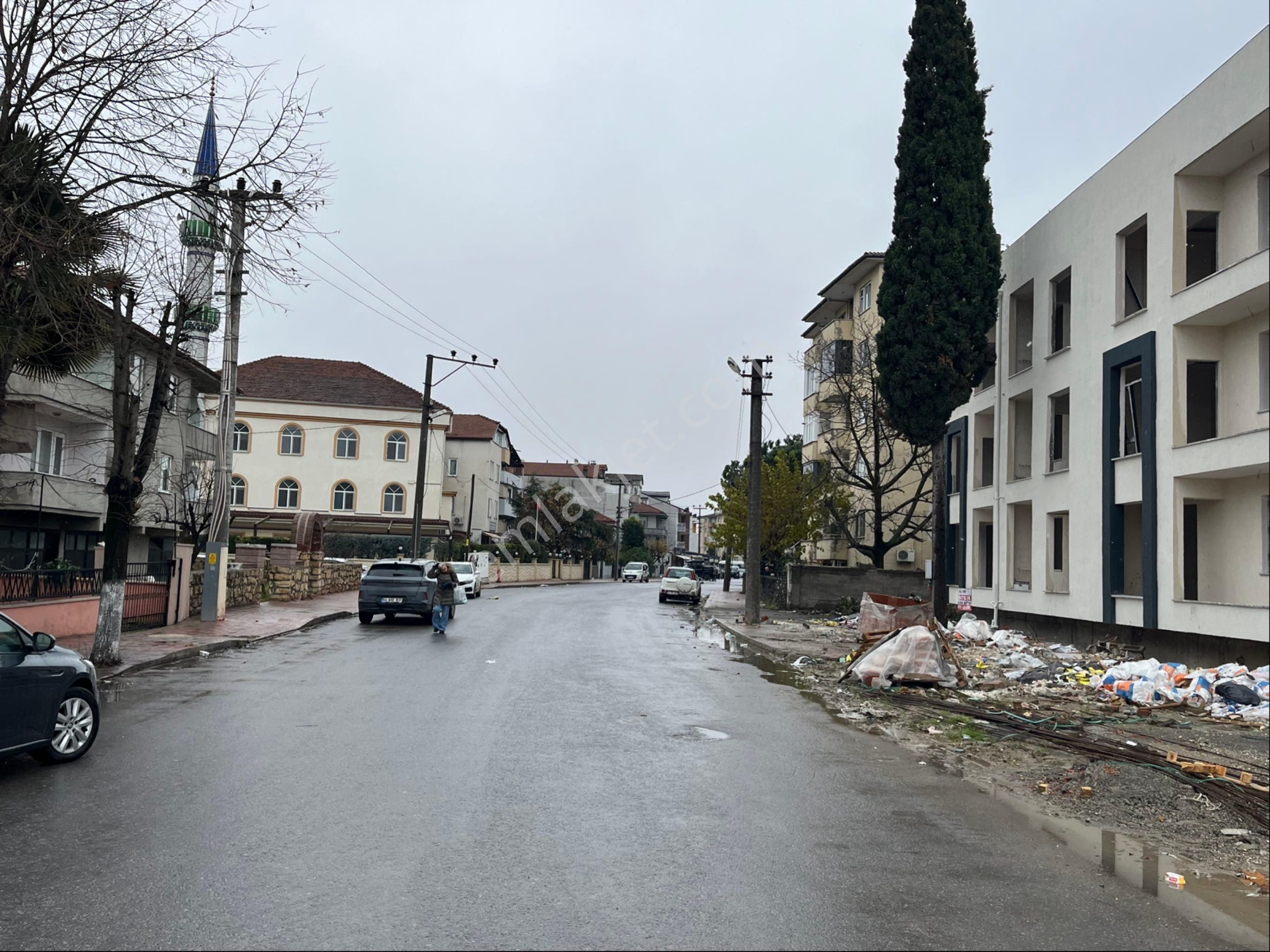 Kapalı Spor Salonu Karşısı Bahçeli 2+1 Daire - Görsel 6