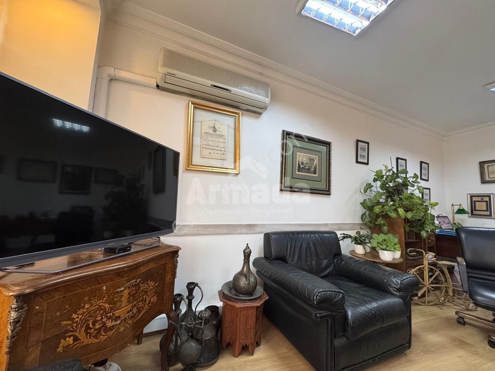 İstanbul Şişli Cumhuriyet Caddesi Üzerinde Satılık Ofis - Görsel 3
