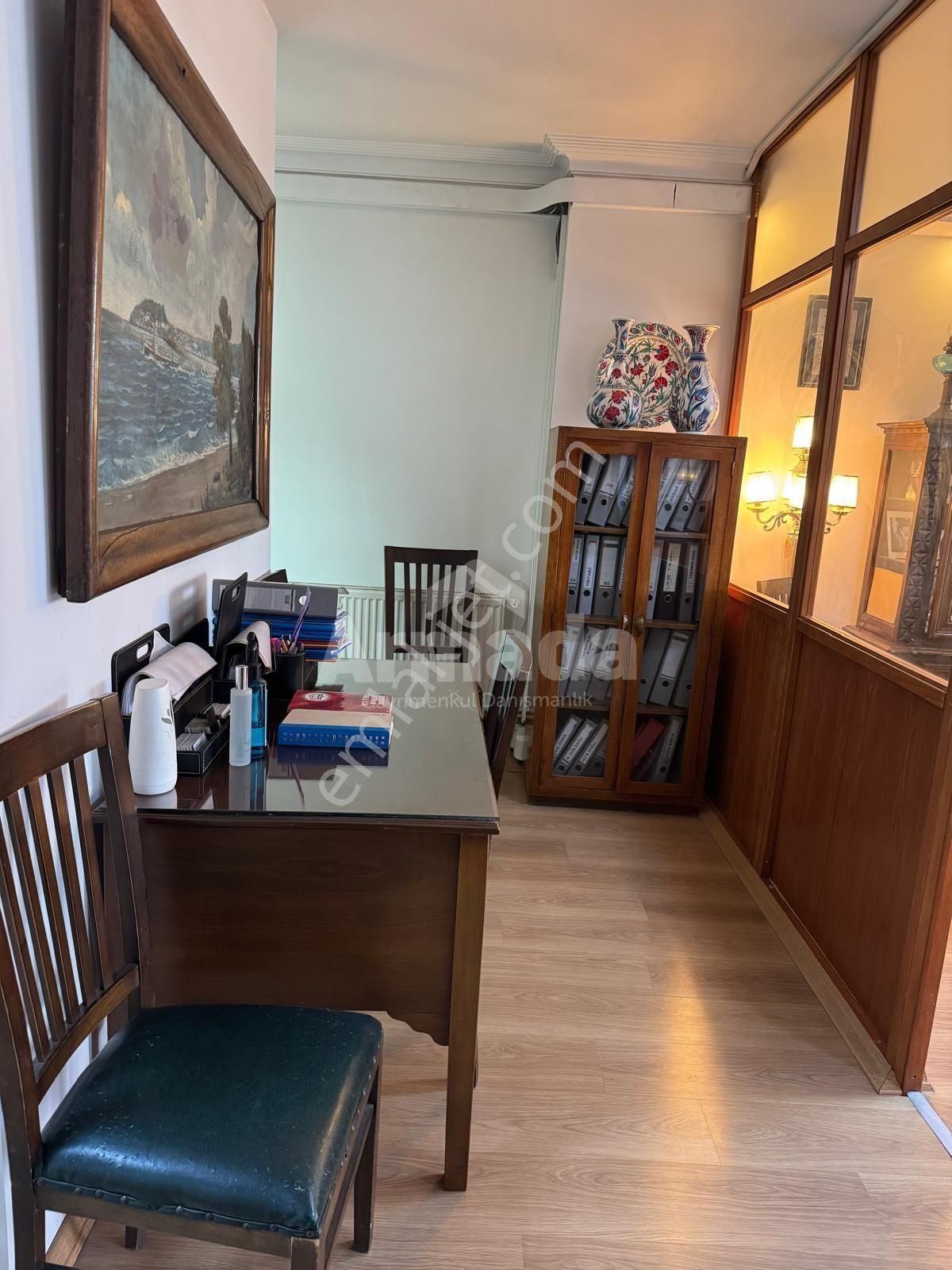 İstanbul Şişli Cumhuriyet Caddesi Üzerinde Satılık Ofis - Görsel 6