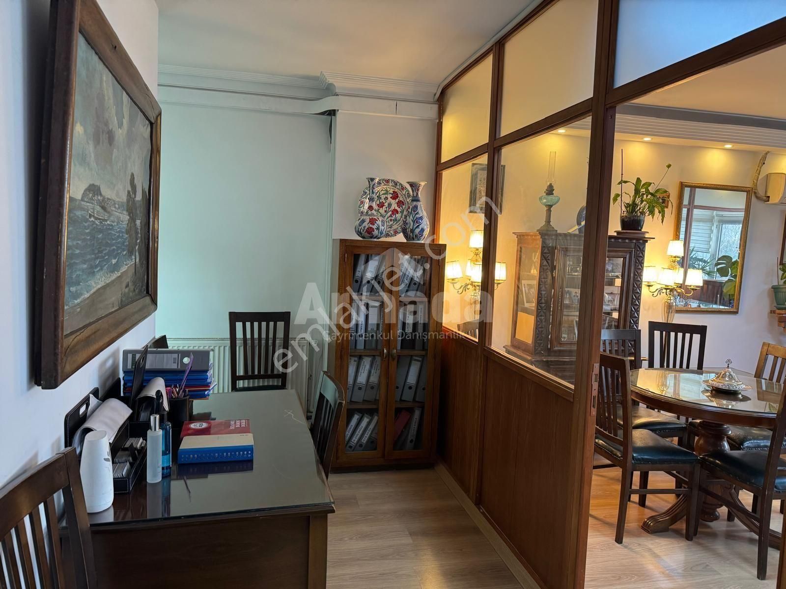 İstanbul Şişli Cumhuriyet Caddesi Üzerinde Satılık Ofis - Görsel 11