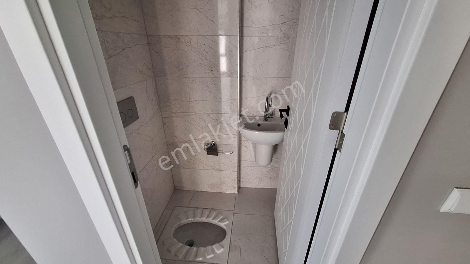 Kışla Mahallesi Cadde Üzeri | Önü Kapanmaz | Lüks 3+1 Daire - Görsel 10