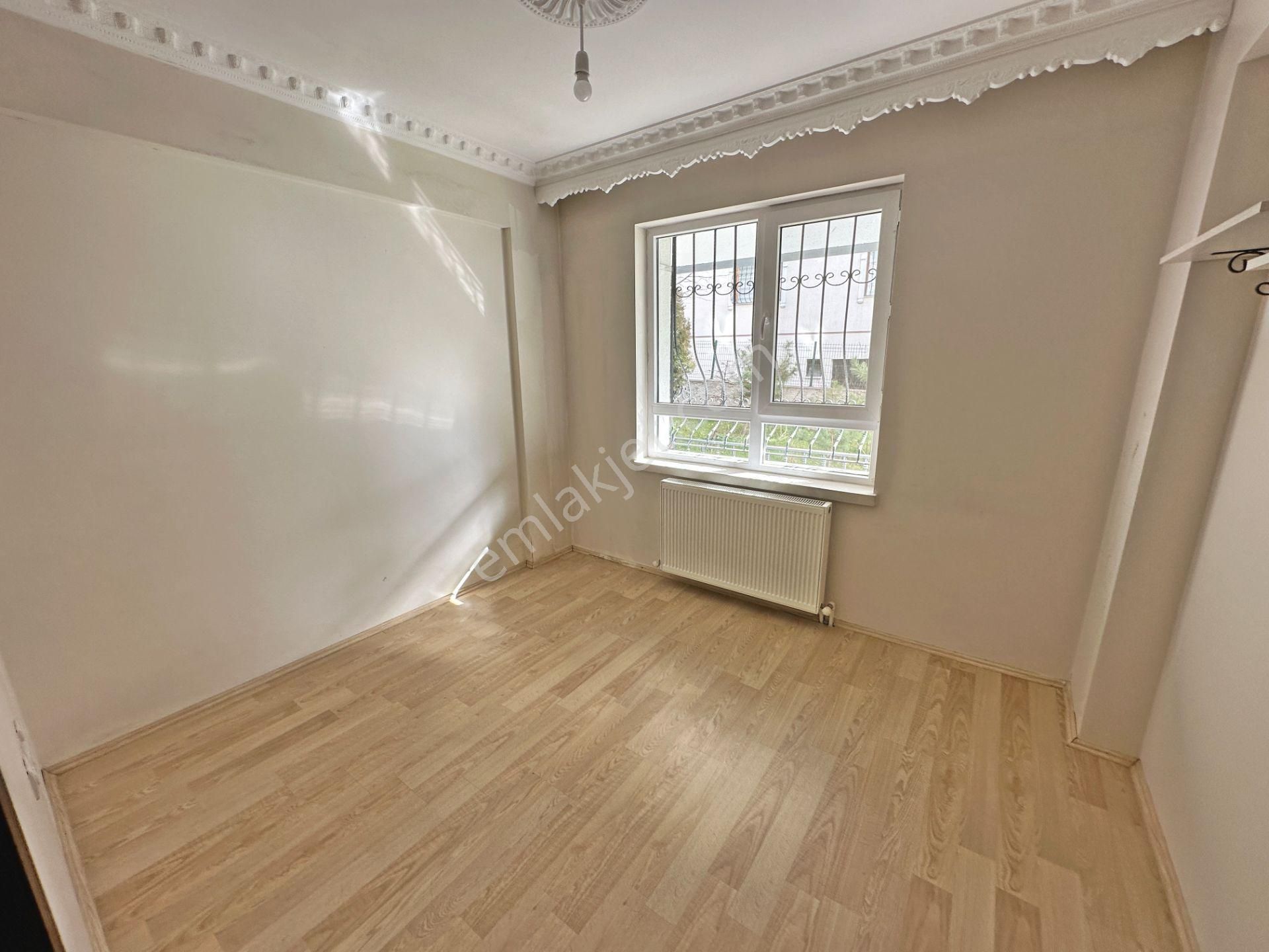 30 Ağustos Okul Yakınında Yapılı Balkonlu 2+1 Kiralık Daire - Görsel 15