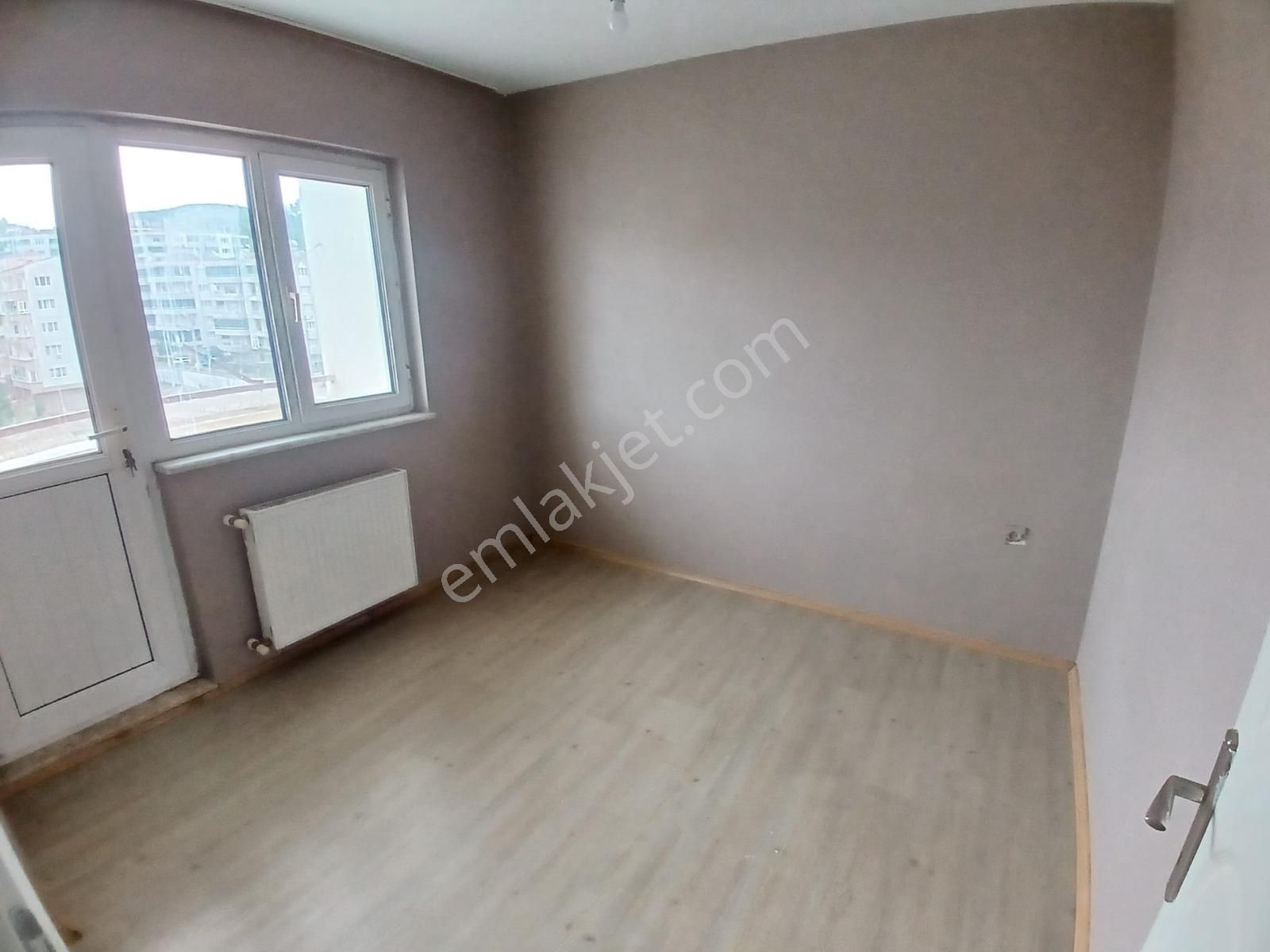 Güzelyalı Siteler Mah. Merkezi Konumda Kiralık 3+1 Daire - Görsel 5