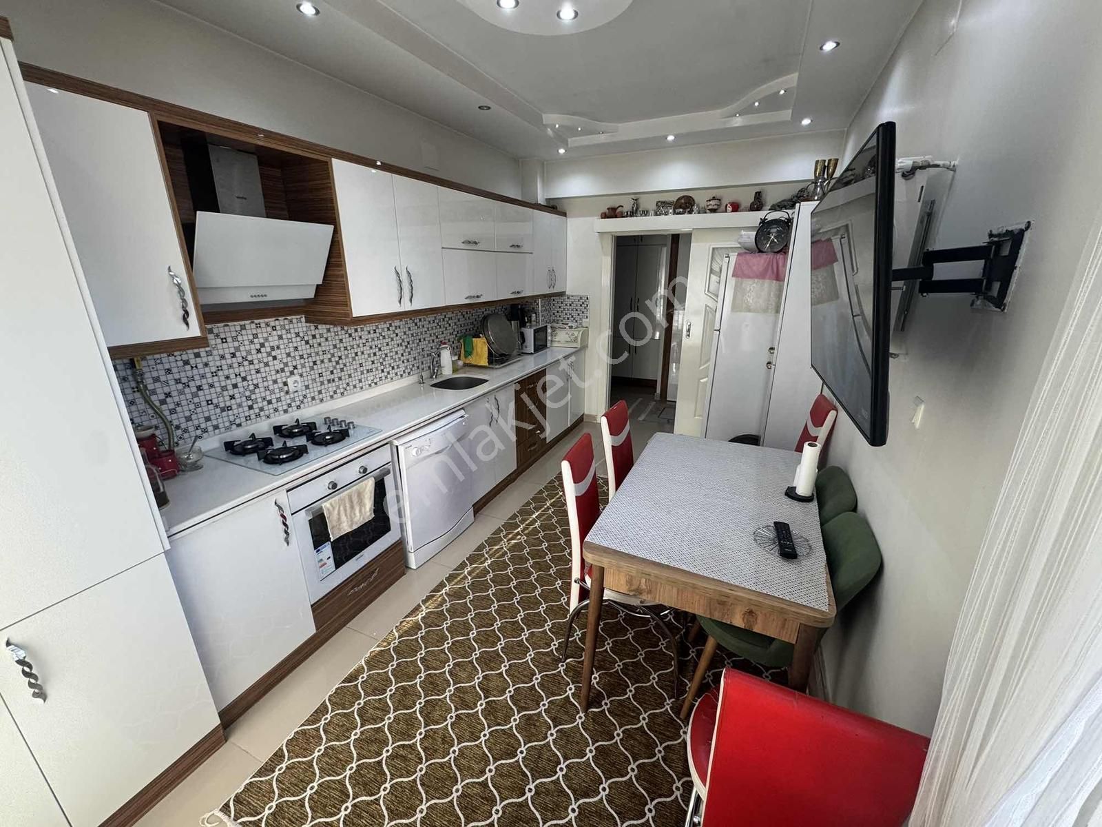 T.e.s'den Müthiş Konumda Bakımlı Masrafsız Geniş Ferah 2+1 - Görsel 27