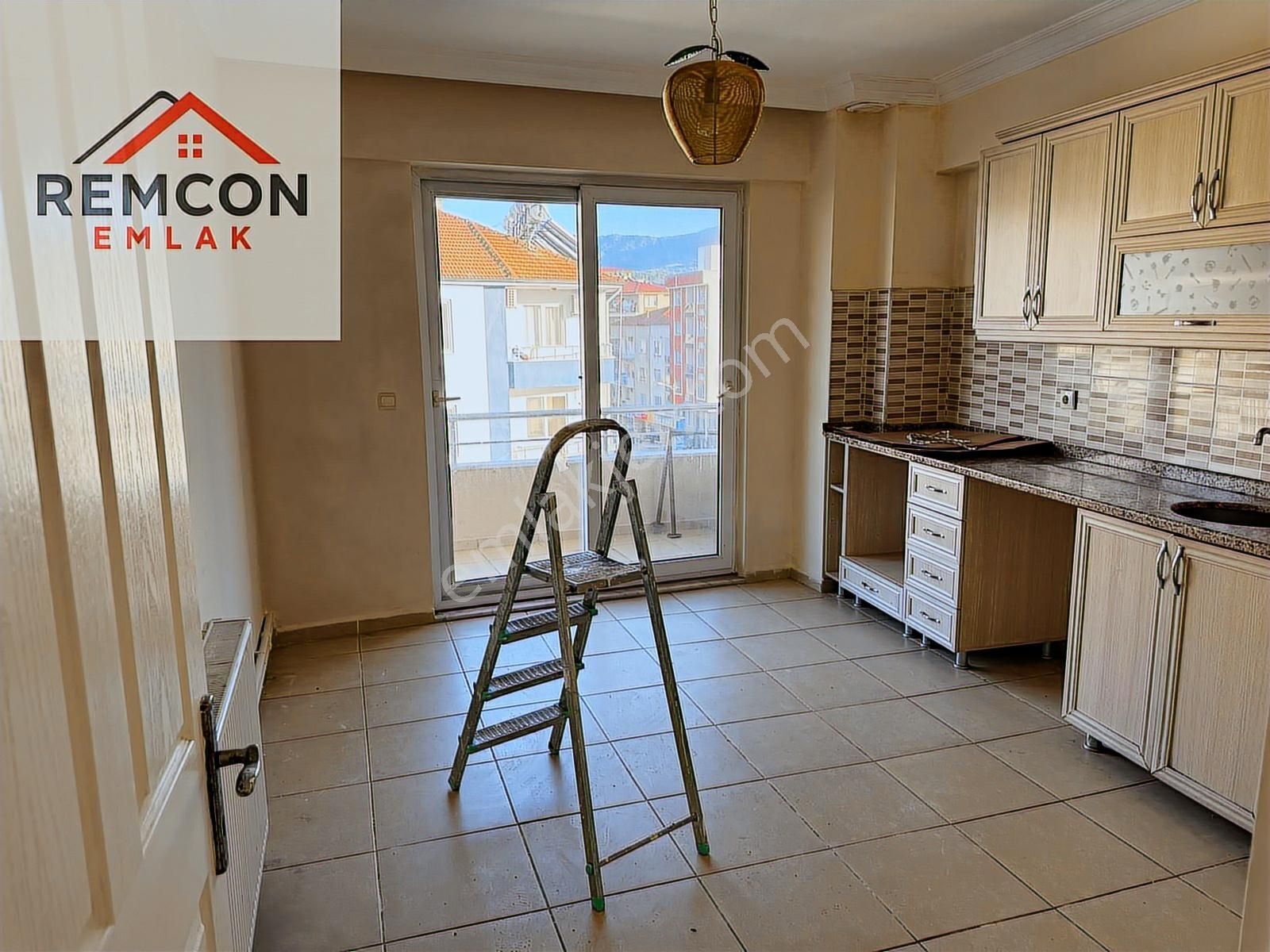 Dalaman Merkez 3+1 Asansörlü Kiralık Daire - Görsel 3