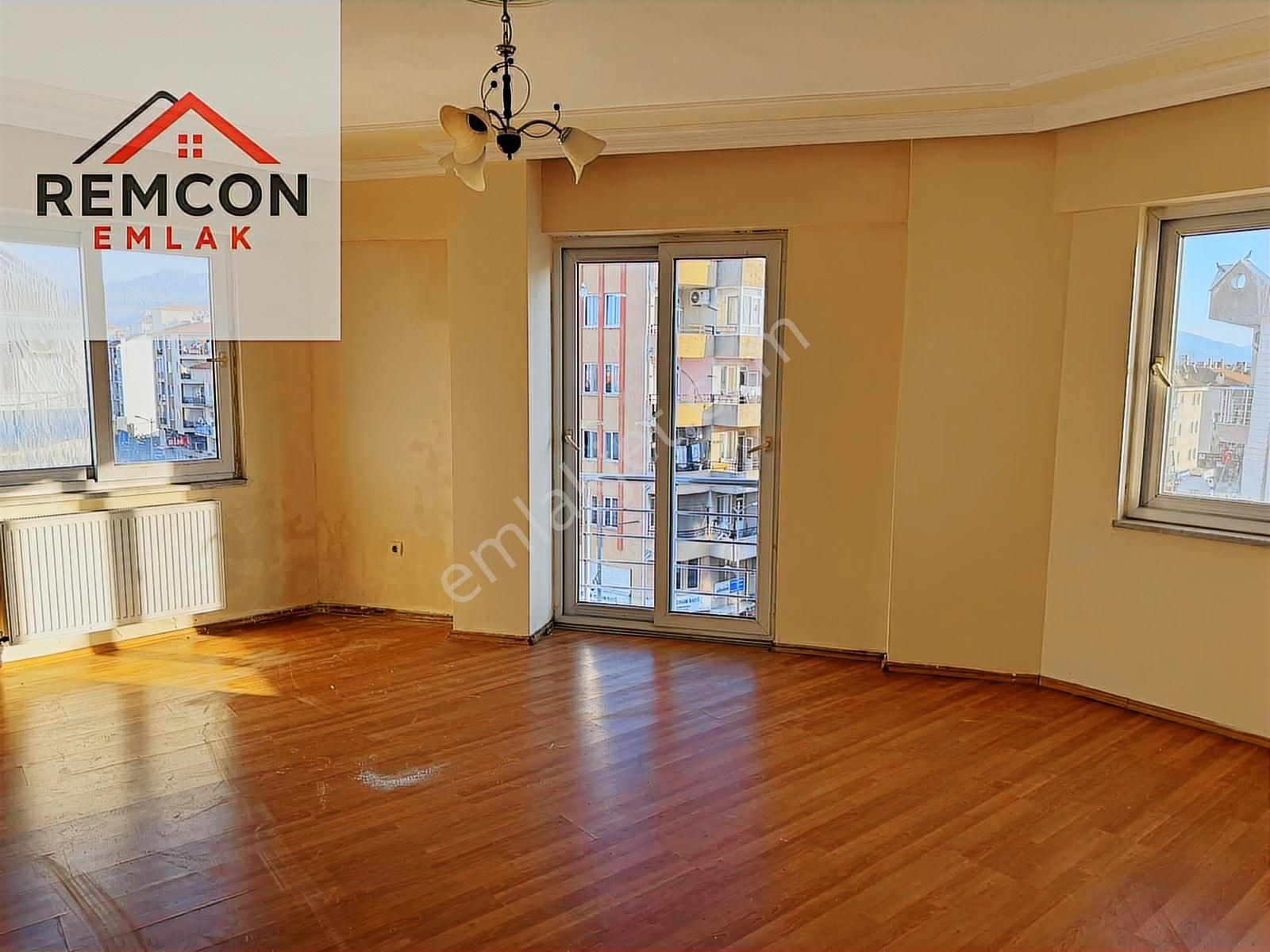 Dalaman Merkez 3+1 Asansörlü Kiralık Daire