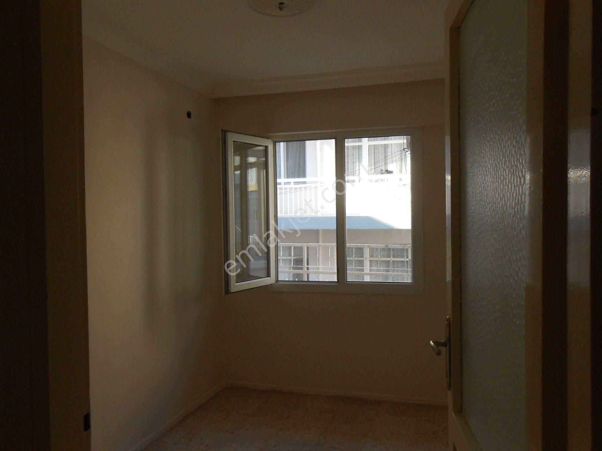 Sahibinden Bayraklı İzban Duragı Sokagında Memur Vb.bekara 2+1 - Görsel 5