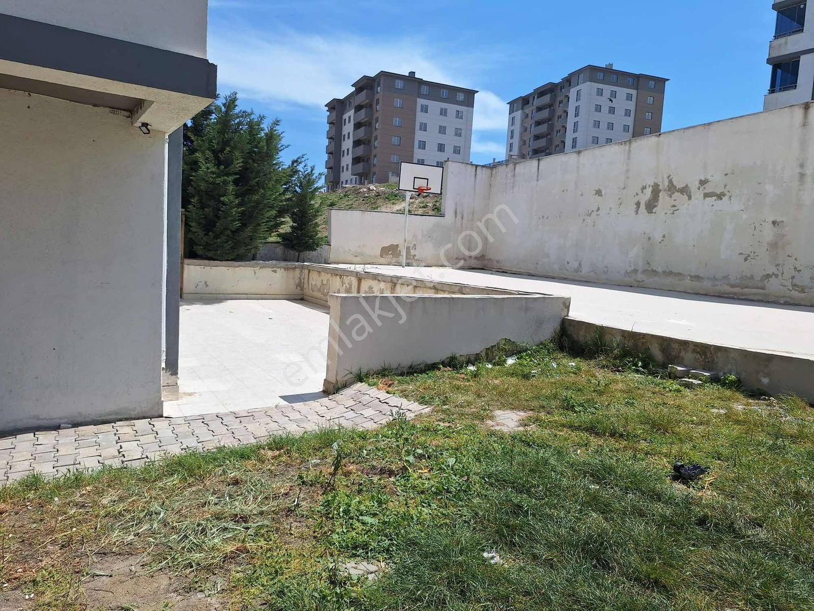 Çerkezköy İstasyon Mahallesinde Bahçe Kullanımlı 2+1 Kiralık - Görsel 6