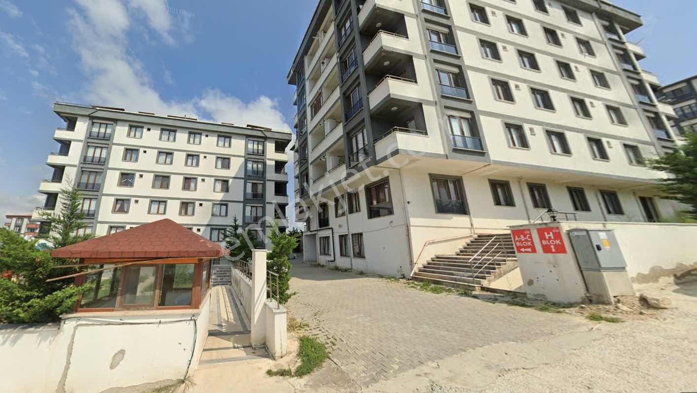 Çerkezköy İstasyon Mahallesinde Bahçe Kullanımlı 2+1 Kiralık - Görsel 17
