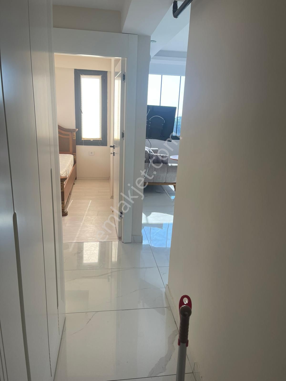 Karınca'dan Menderes'te Deniz Manzaralı Full Eşyalı 1+1kiralık! - Görsel 13