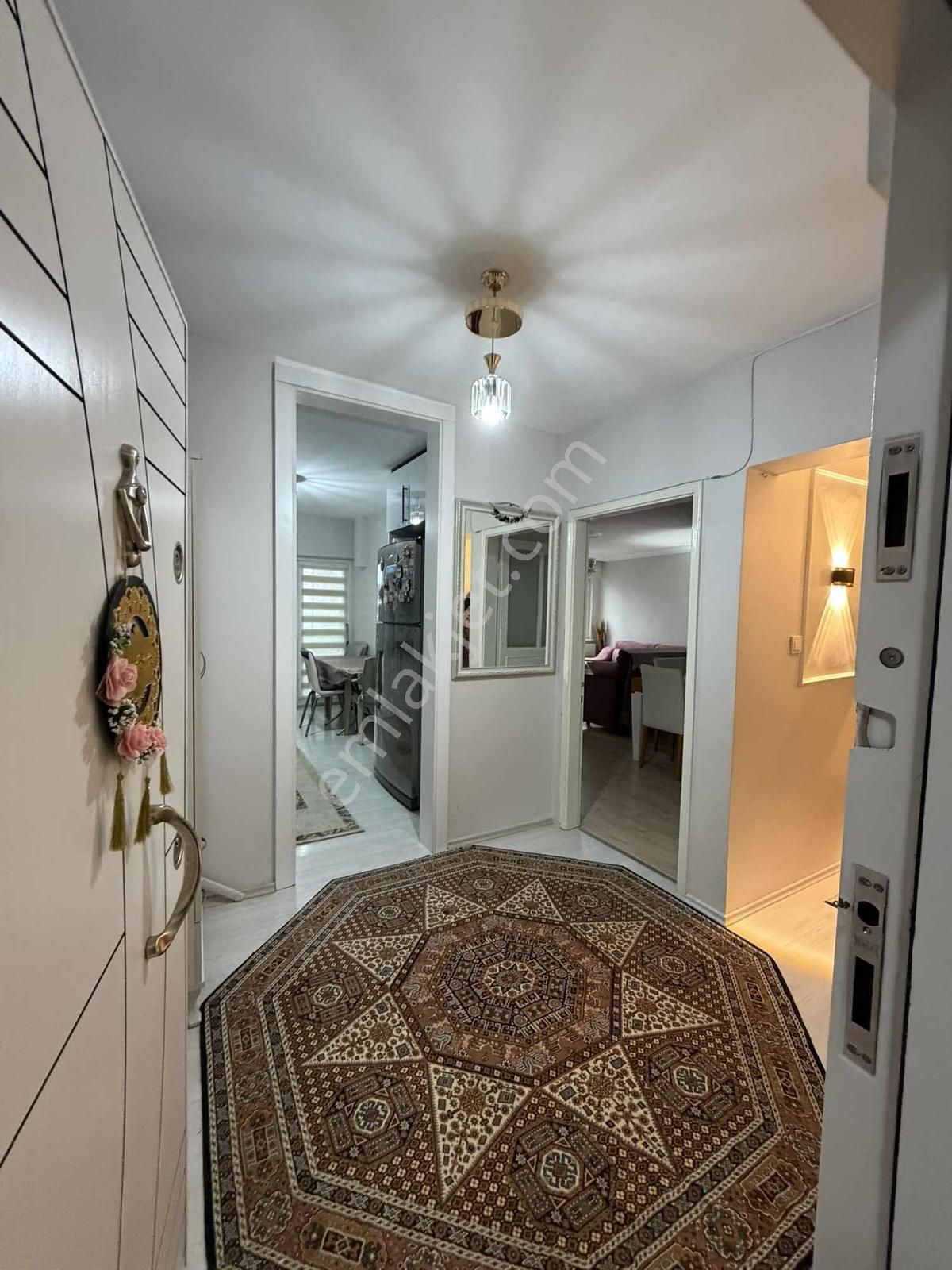 Atakent Sitesinde Bakımlı Kullanışlı Daire - Görsel 12
