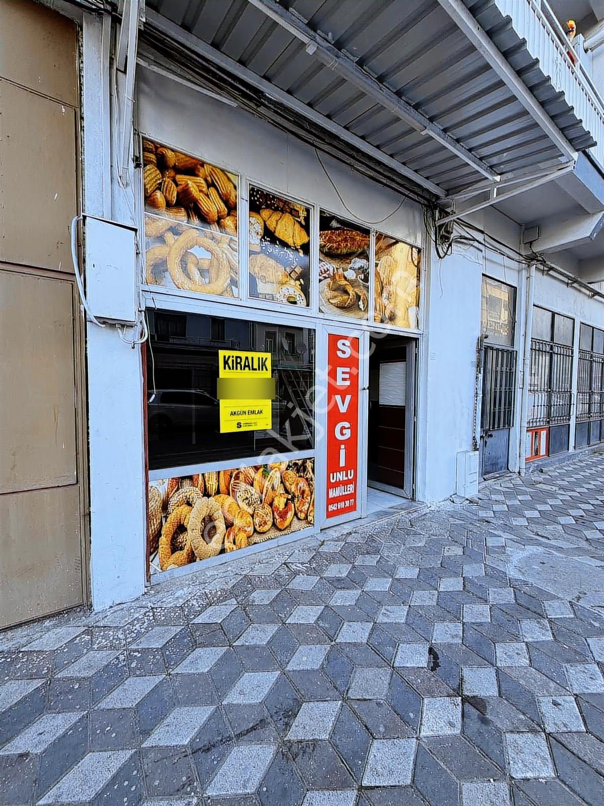 40 M2 Çarşamba Pazarı Yolu Üstünde Kiralık Dükkan