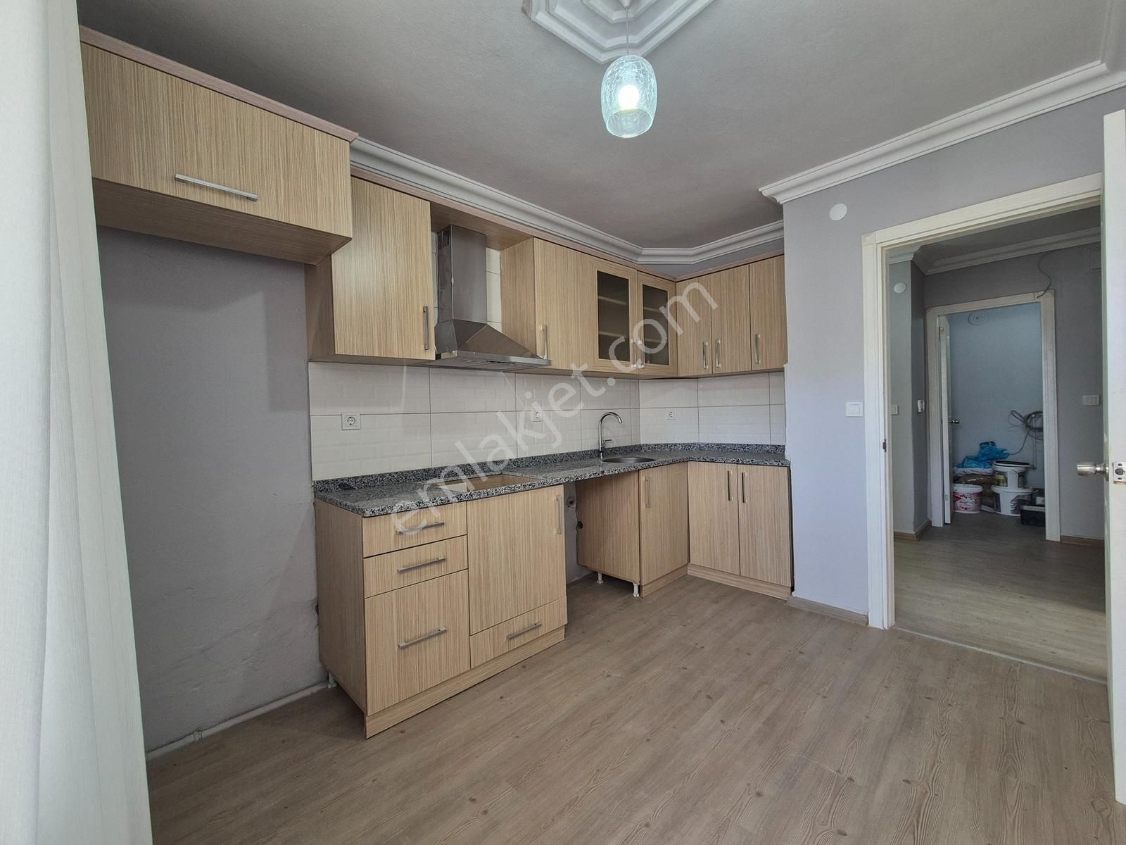 Uncalı Mahallesi Orçam Sit.'de Bakımlı Tadilatlı 3+1 Kiralık - Görsel 13