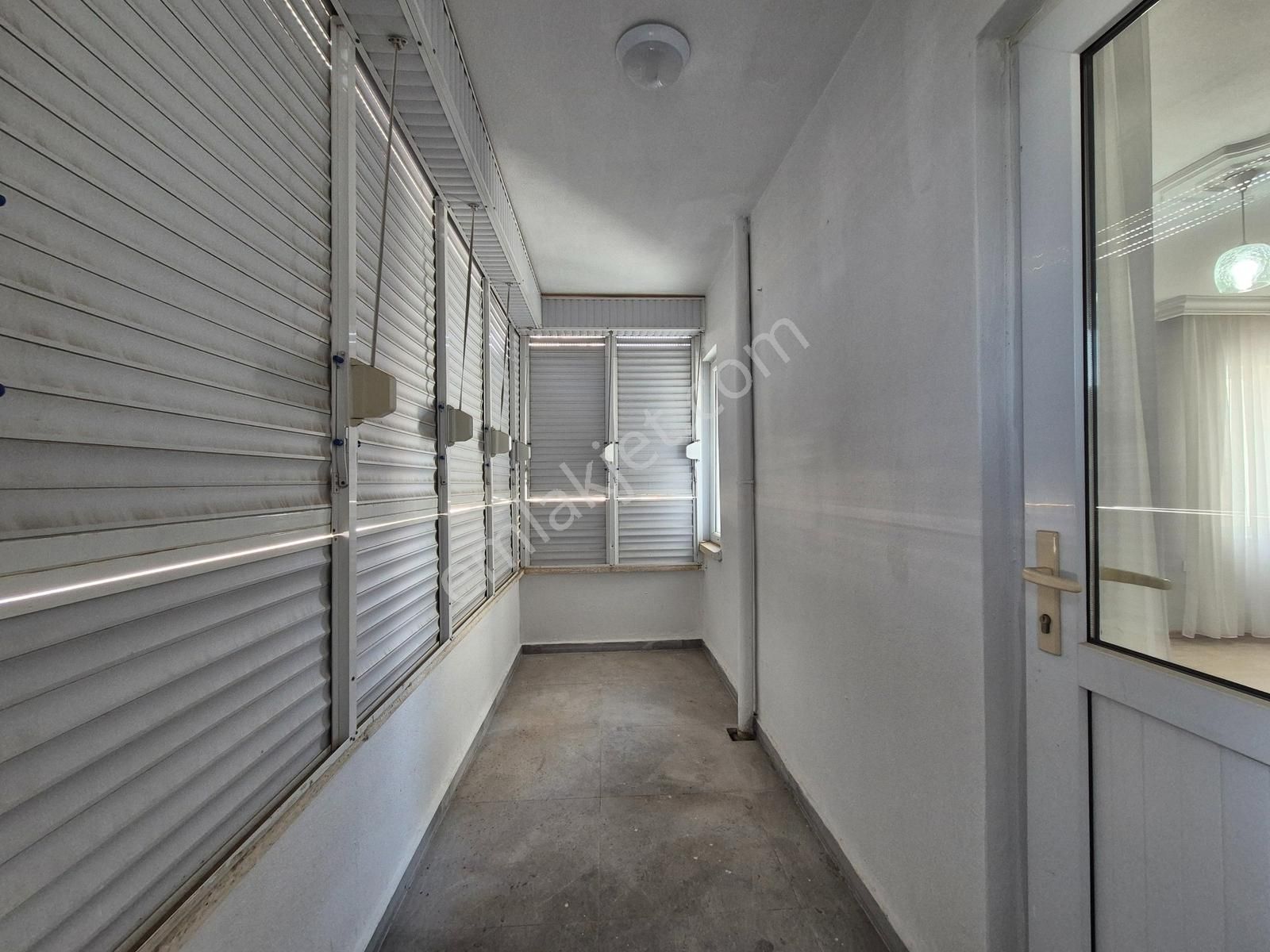 Uncalı Mahallesi Orçam Sit.'de Bakımlı Tadilatlı 3+1 Kiralık - Görsel 31