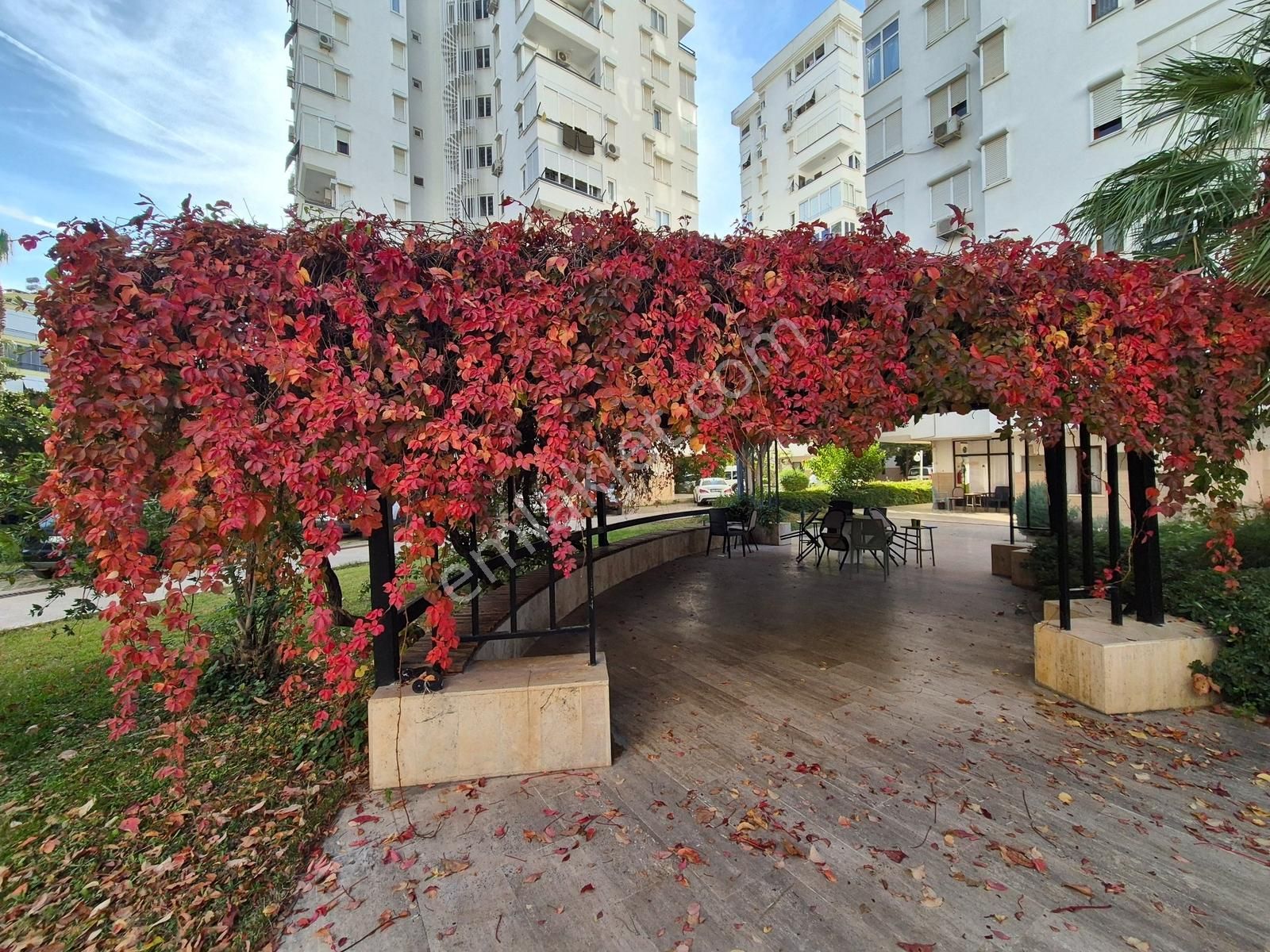 Uncalı Mahallesi Orçam Sit.'de Bakımlı Tadilatlı 3+1 Kiralık - Görsel 4