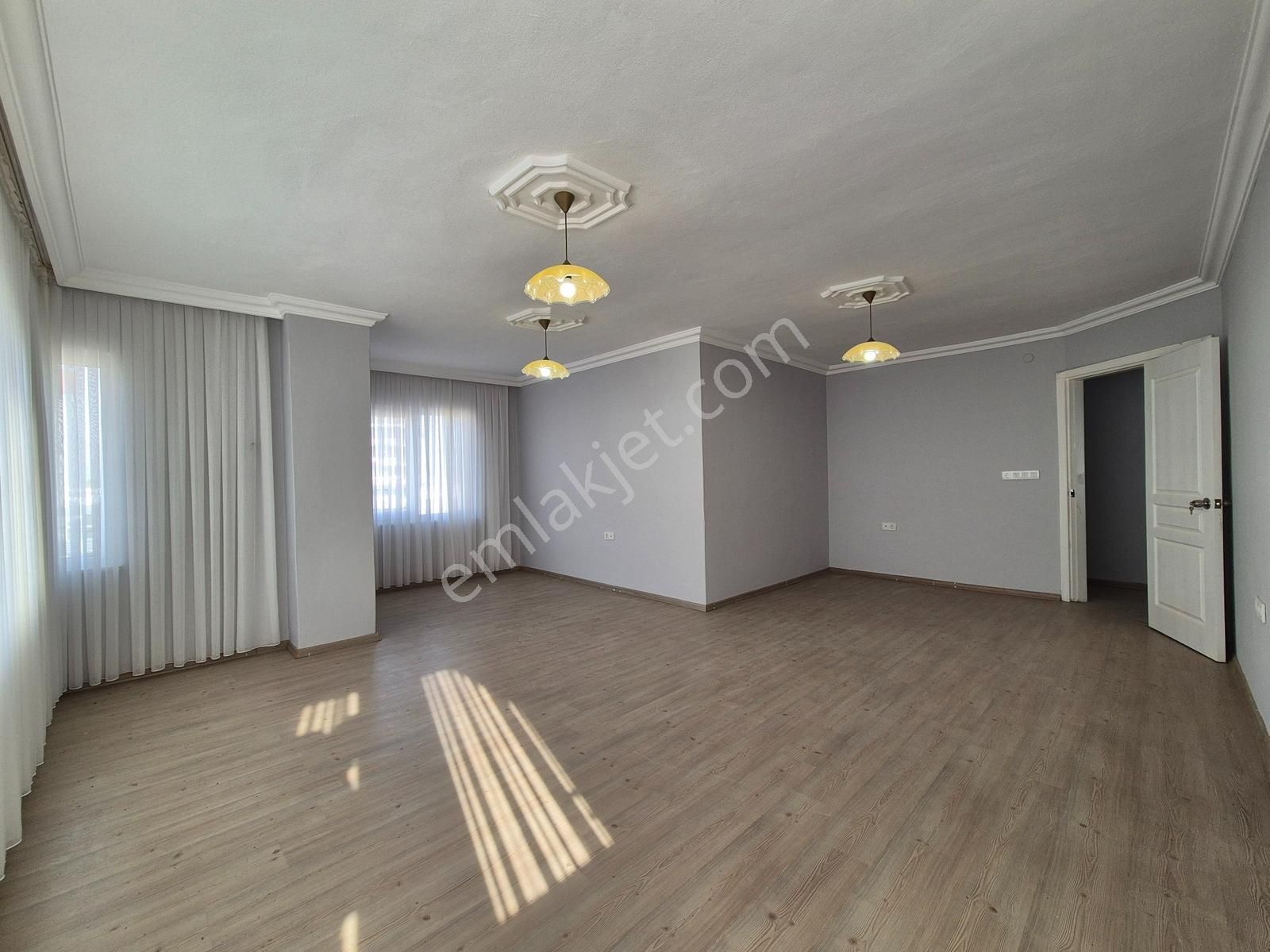 Uncalı Mahallesi Orçam Sit.'de Bakımlı Tadilatlı 3+1 Kiralık - Görsel 23