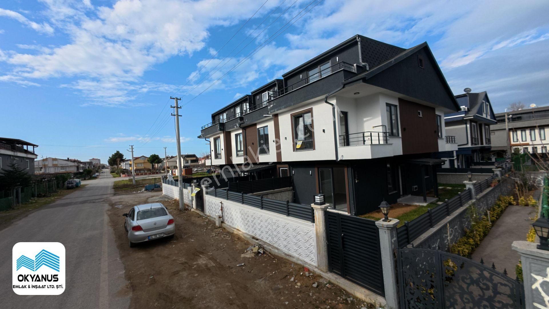 Sakarya Kocaali De Ön Cephe Kapalı Mutfak 4+1 Villa