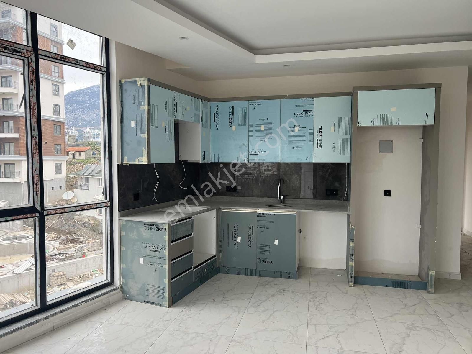 Antalya Alanya Mahmutlar Satilik Daire 2+1 - Görsel 8