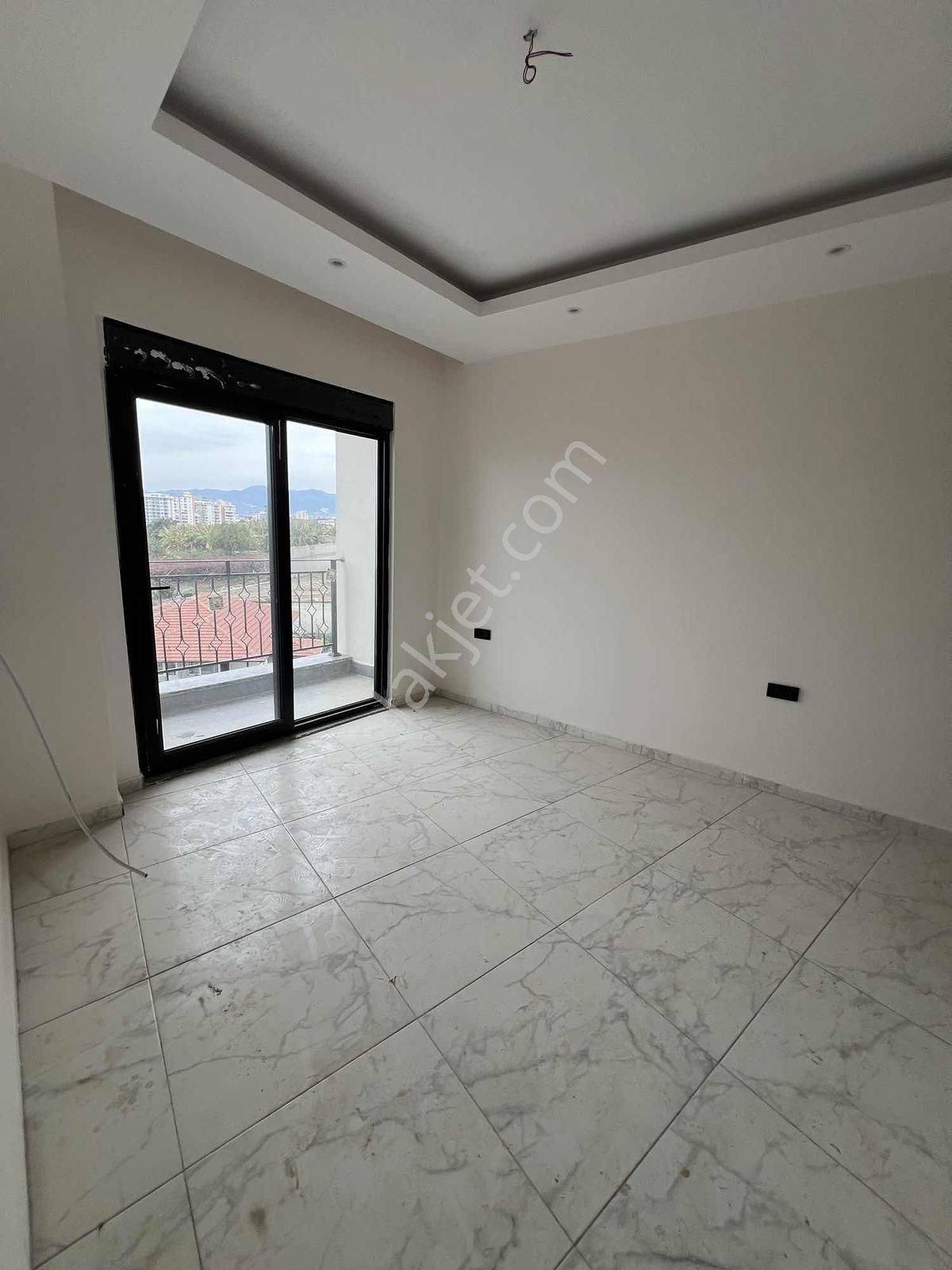 Antalya Alanya Mahmutlar Satilik Daire 2+1 - Görsel 14