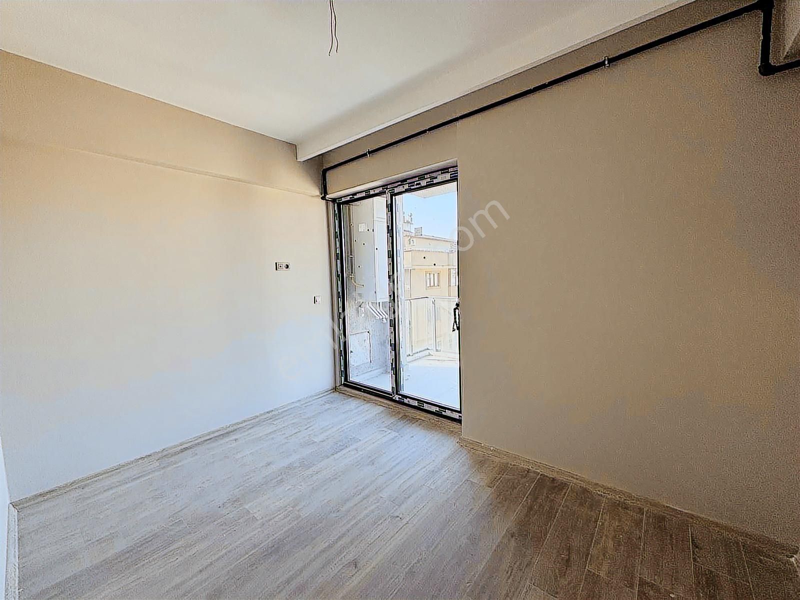 Rw Land 23 Nisan Btg Meva Manzaralı Arakat 2+1 Geniş Tip Daire - Görsel 14