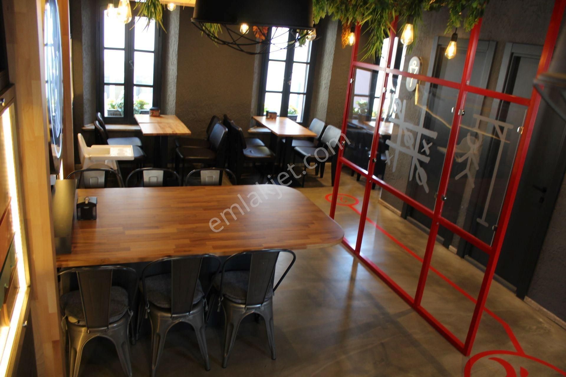 İşlek Lokasyonda Ohannes Burger Devren / Kiralık - Görsel 10