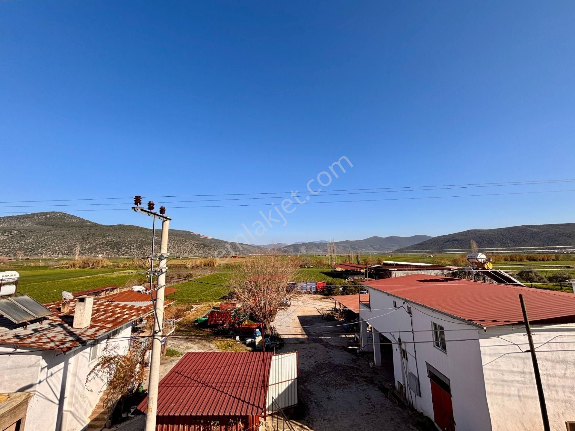 Muğla Milas Ovakışlacık’ta Ruhsatlı İki Ayrı Konut Bulunan 573 M² Arsa - Görsel 31