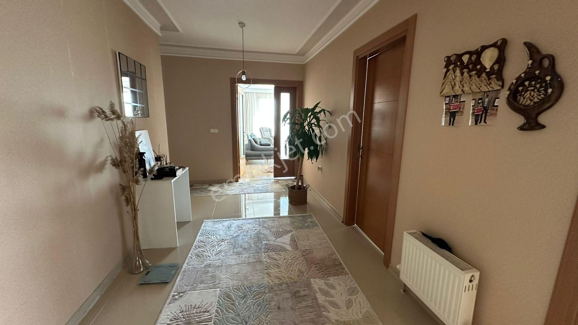 Kalecik Emlak'tan İki Bloklu Sitede 7.kat Kredi Limitsiz 4+1 Daire - Görsel 19