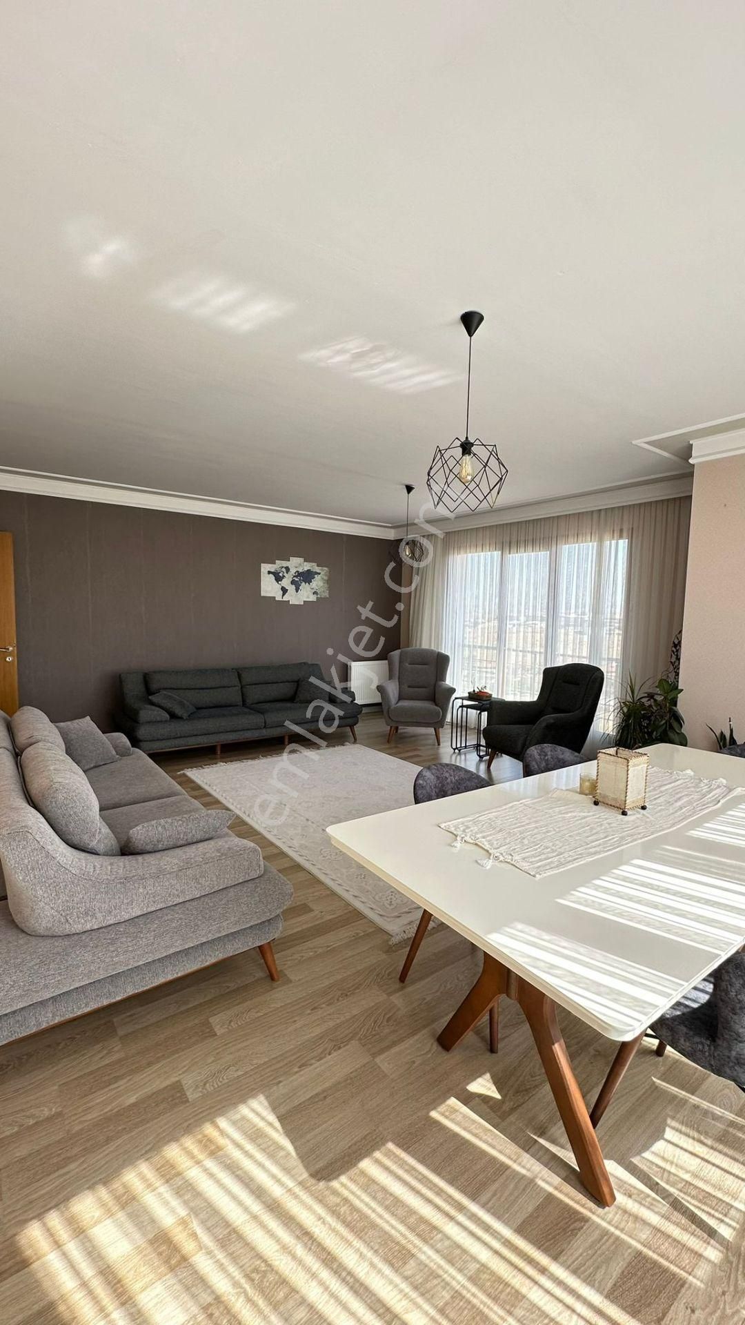 Kalecik Emlak'tan İki Bloklu Sitede 7.kat Kredi Limitsiz 4+1 Daire - Görsel 5