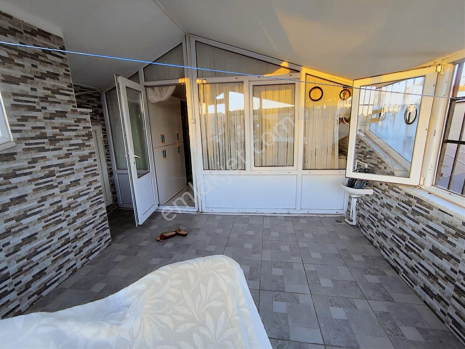 Azmir'den Satılık Cadde Cepheli 4+2 Dubleks Daire For Sale للبيع - Görsel 9