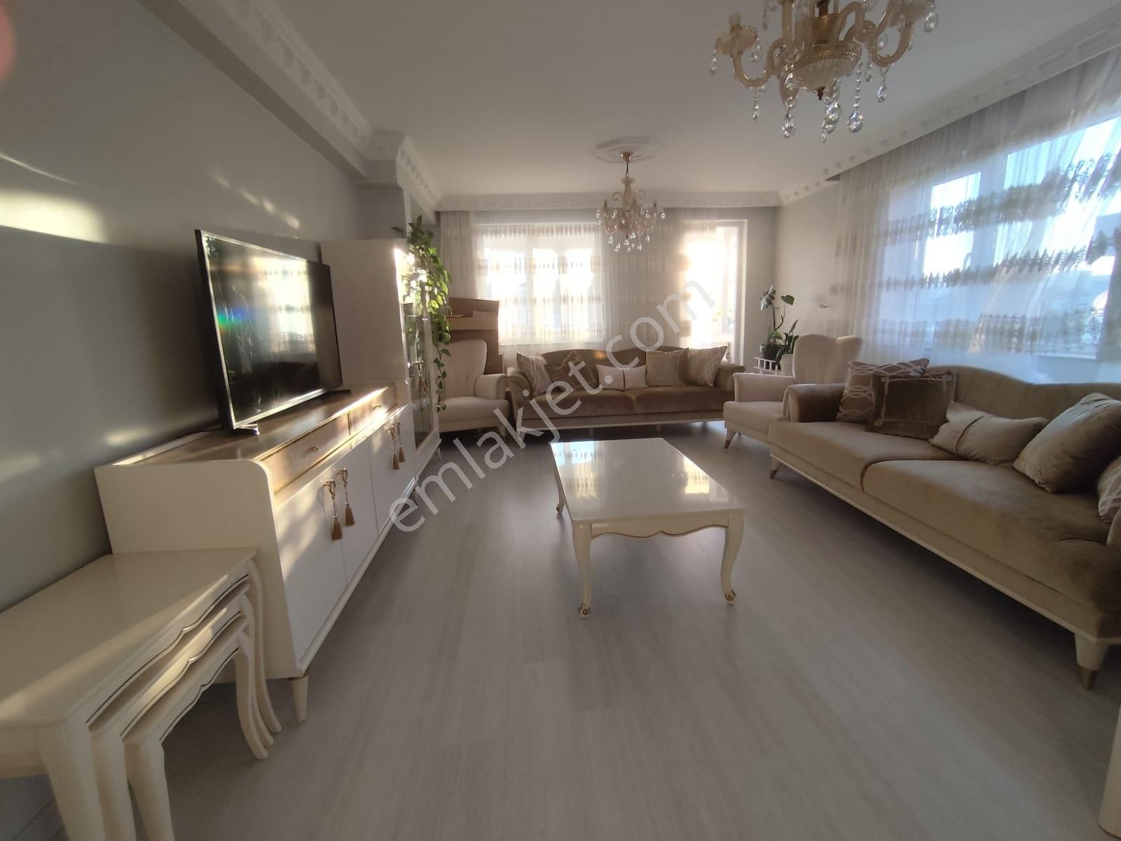 Azmir'den Satılık Cadde Cepheli 4+2 Dubleks Daire For Sale للبيع - Görsel 7