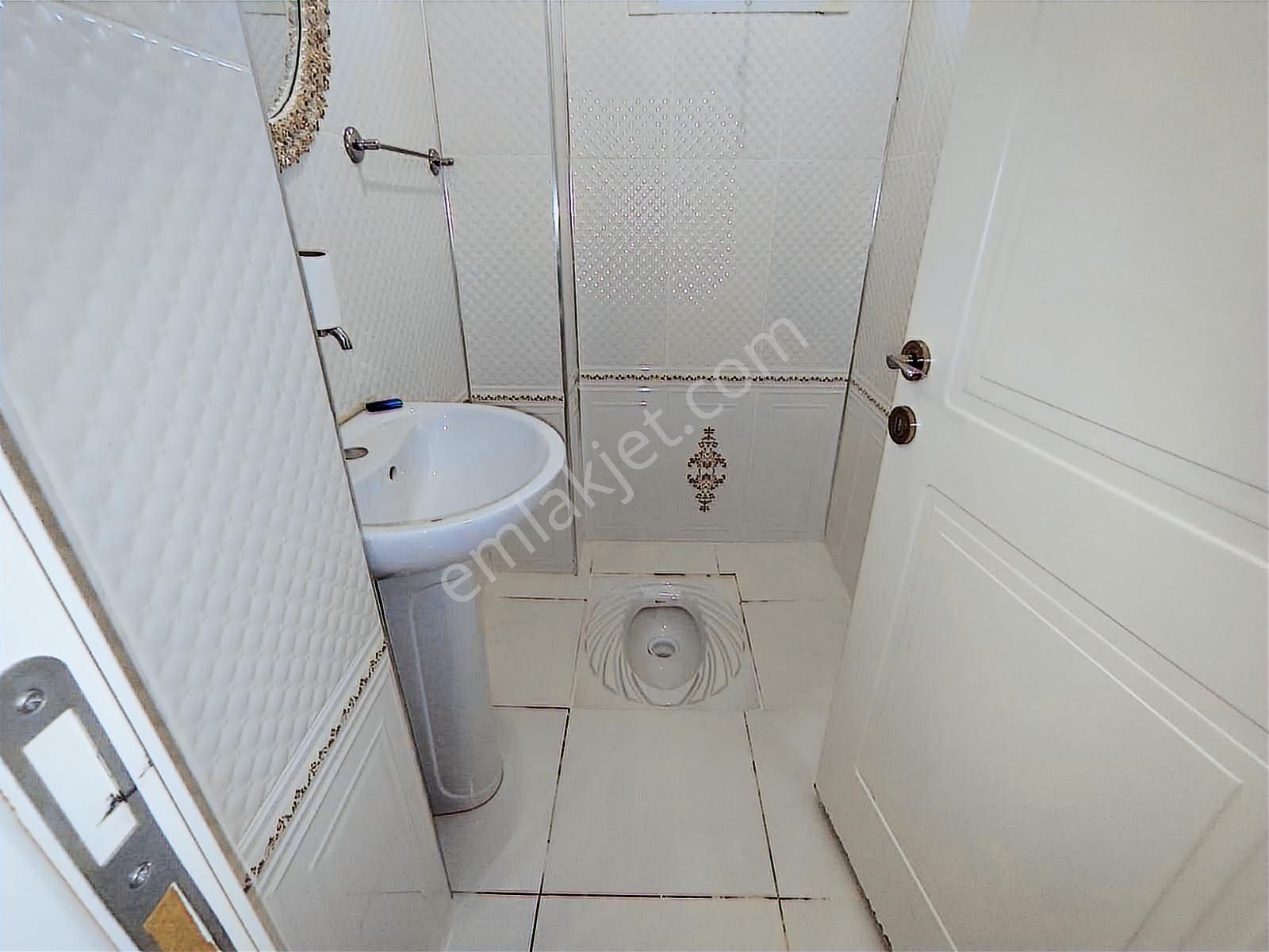 Azmir'den Satılık Cadde Cepheli 4+2 Dubleks Daire For Sale للبيع - Görsel 25