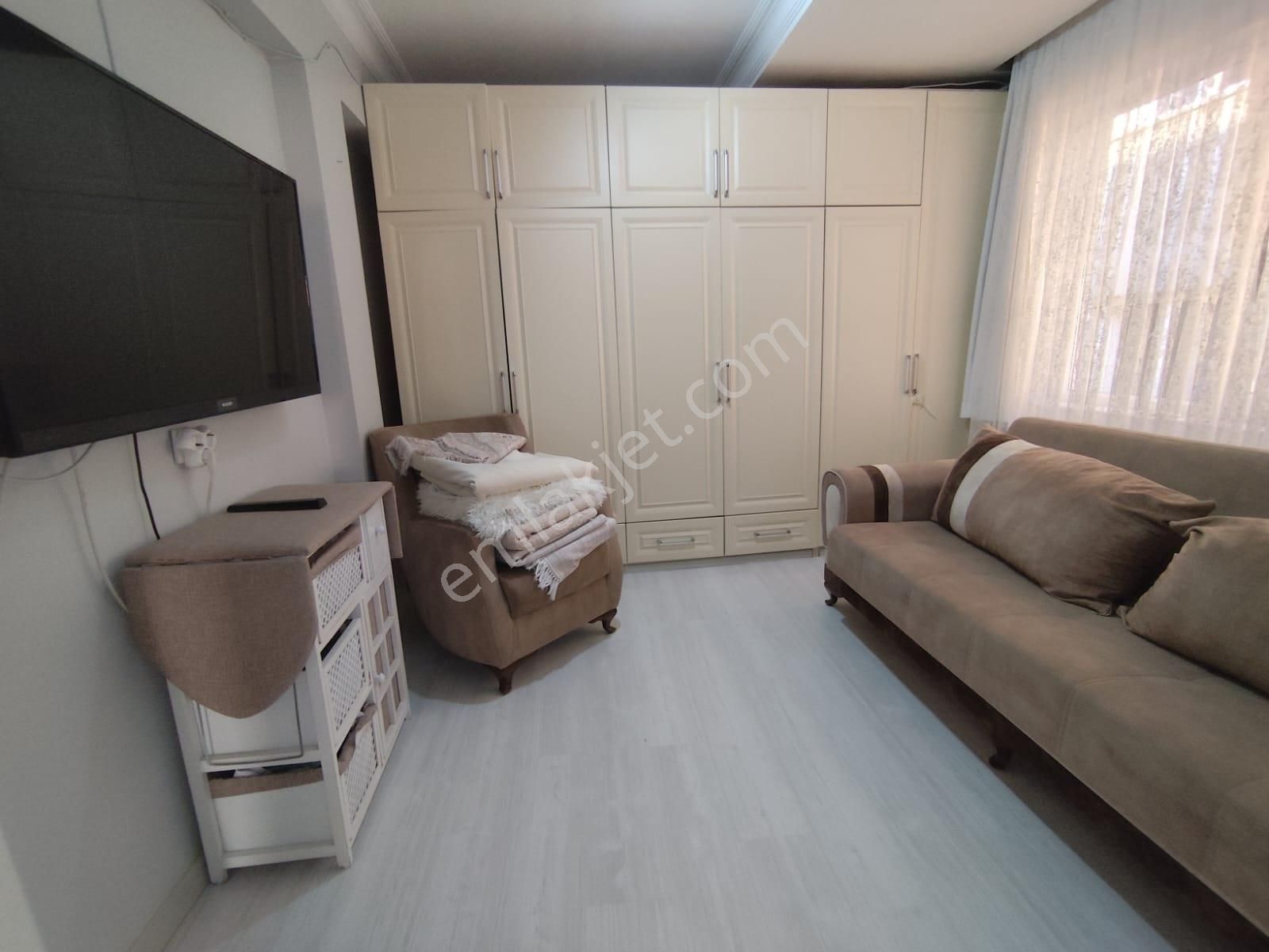 Azmir'den Satılık Cadde Cepheli 4+2 Dubleks Daire For Sale للبيع - Görsel 4