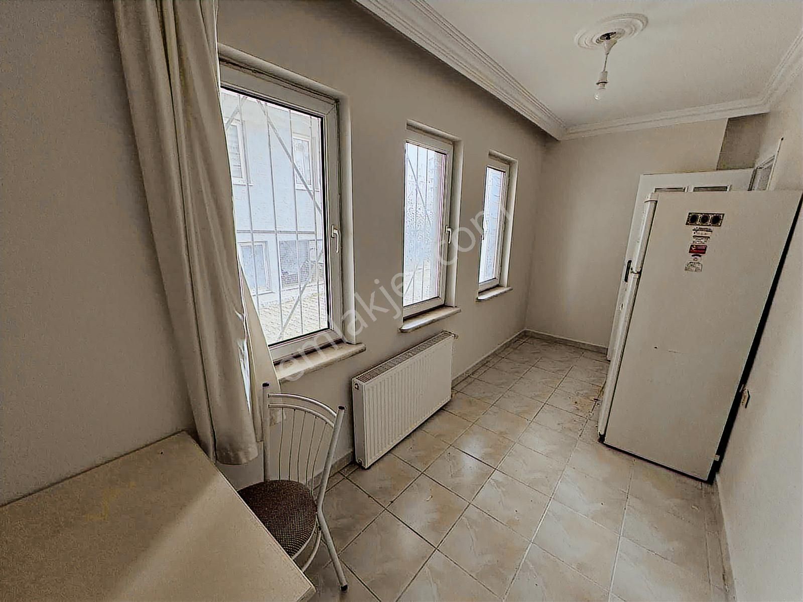 Görüklede Kiralık Daire Merkezi Konumda 2+1 Kısmi Eşyalı - Görsel 9