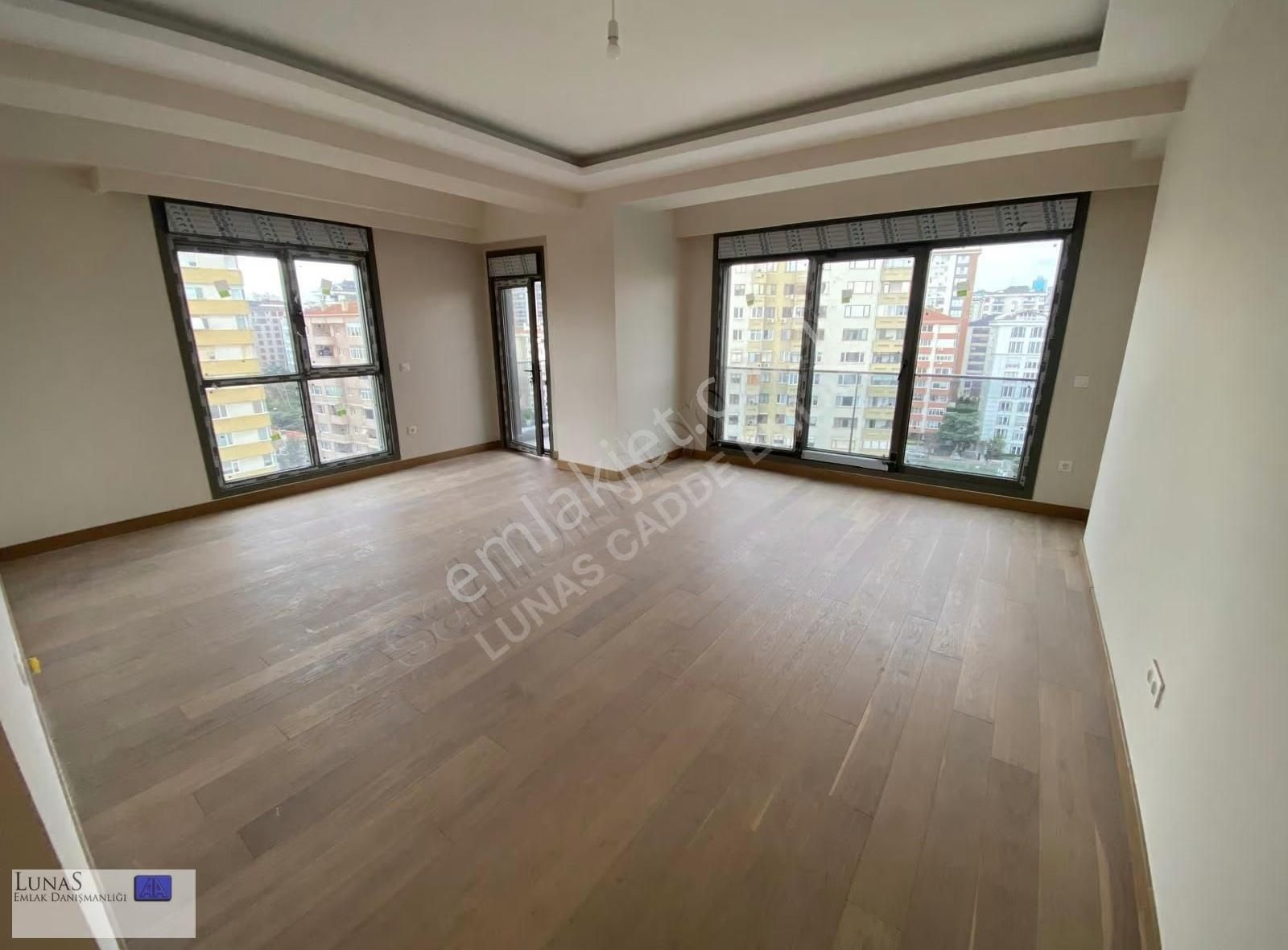 Lunas'dan Suadiye Cad. 1. Paralel 3+1 140 M2 Sıfır Daire - Görsel 29