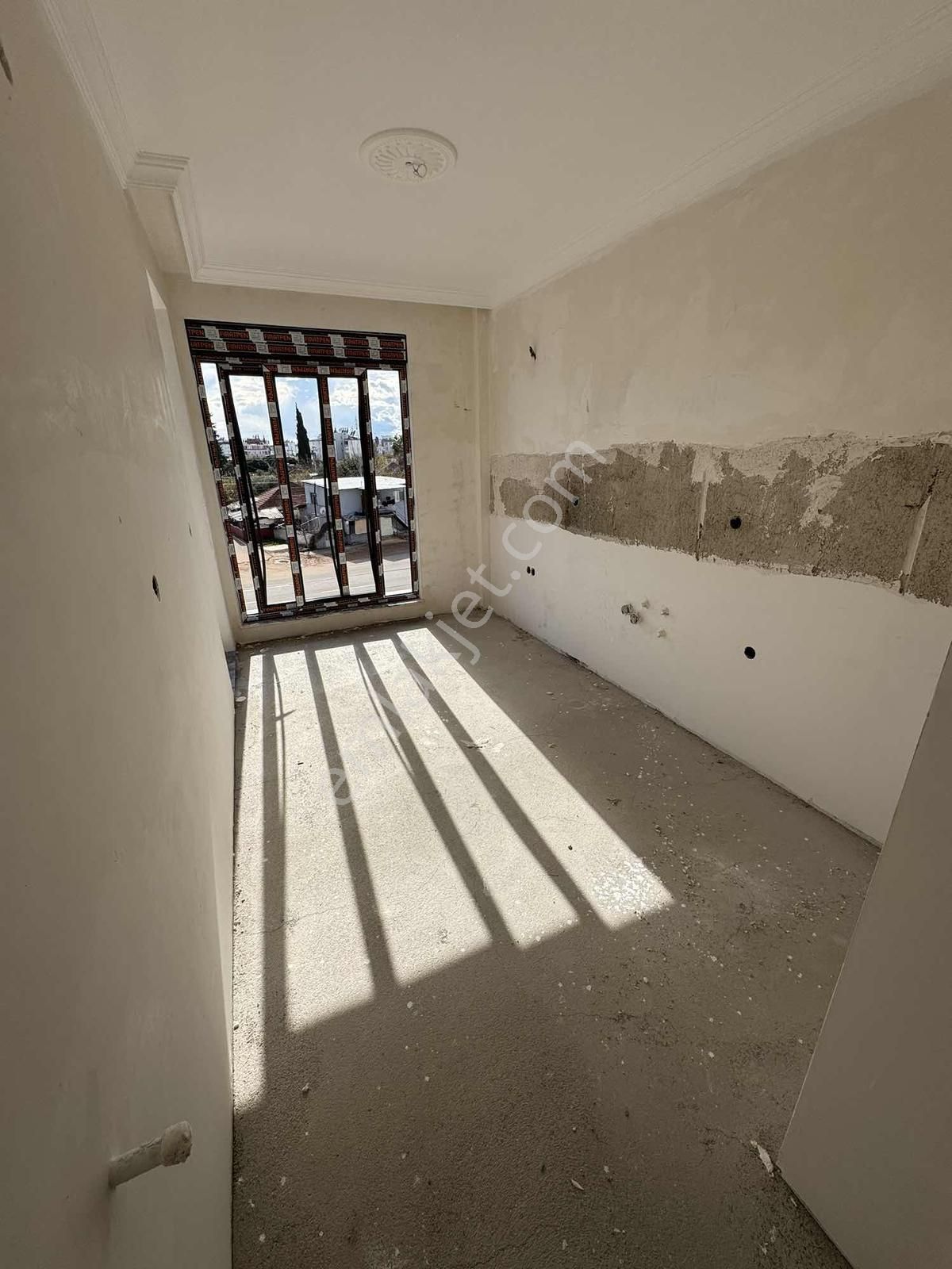 Kacmaz Fırsat Ebeveyn Banyolu Katda Asansörlu Dükkan Üstü - Görsel 2