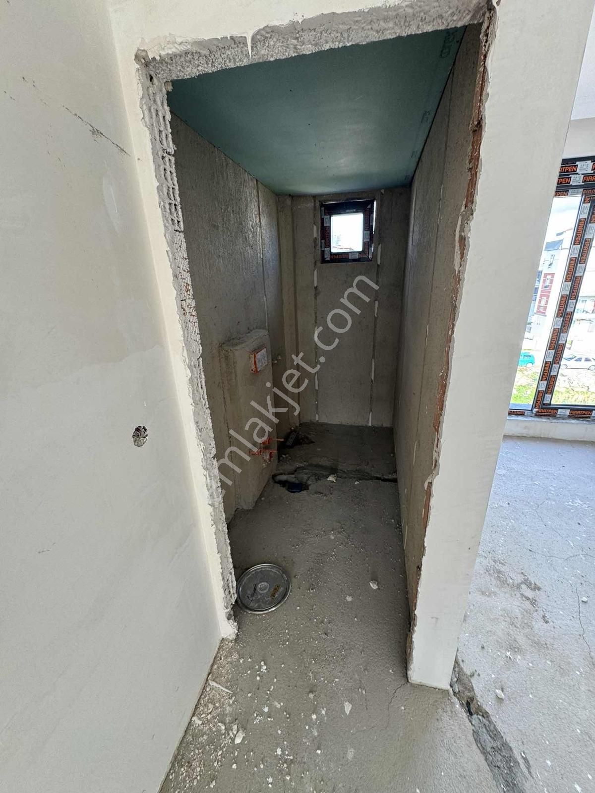 Kacmaz Fırsat Ebeveyn Banyolu Katda Asansörlu Dükkan Üstü - Görsel 8