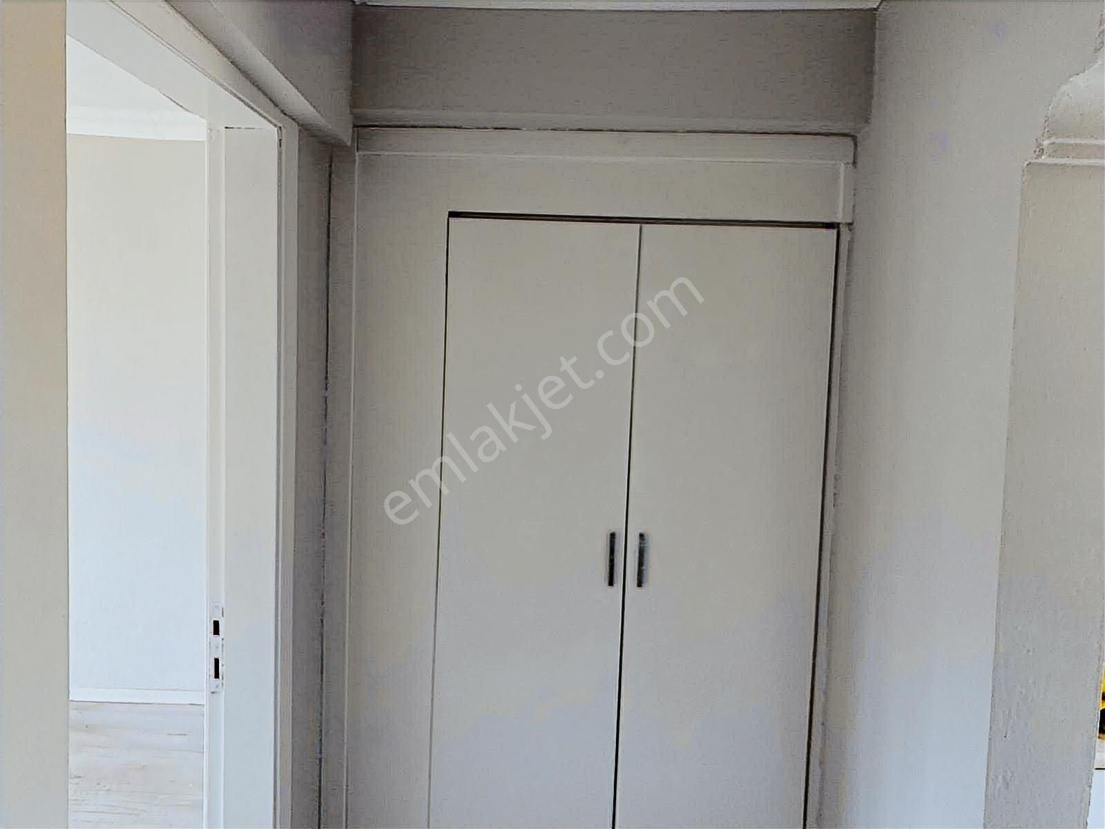 İnönü Mahallesindde Otokent Yakını Tadilatlı 2+1 Ara Kat Daire - Görsel 4