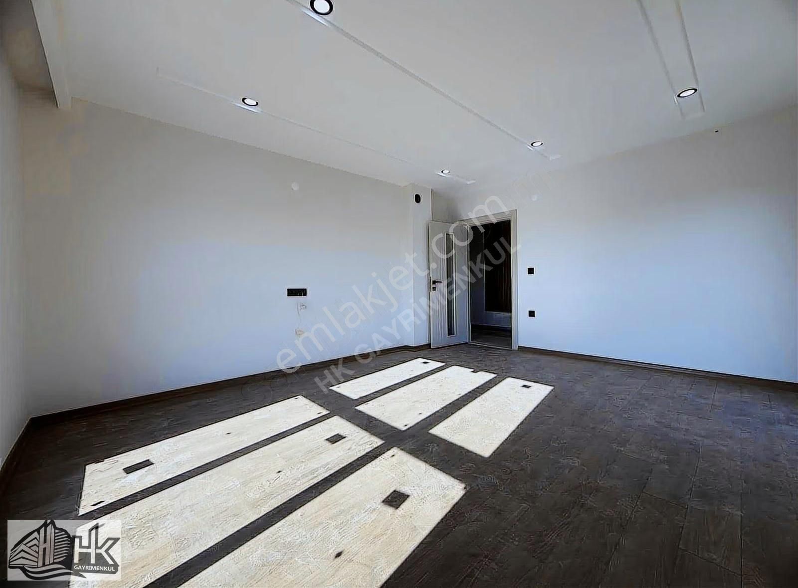 Aktoprak Mah. Ana Cadde Üzeri Site İçinde Lüx Geniş 2+1 Satılık - Görsel 28