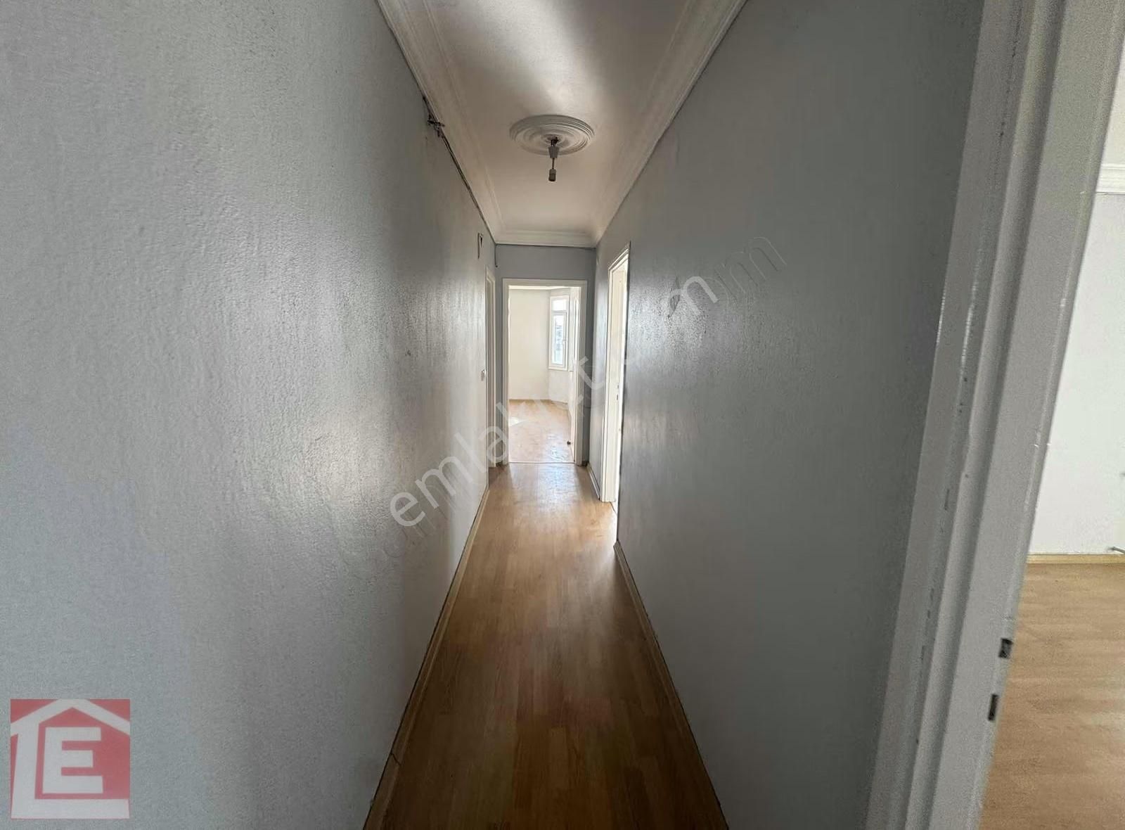 Lider'den Huzurevlerinde Çok Geniş Oturumlu 3 Balkonlu Ferah Ev - Görsel 7